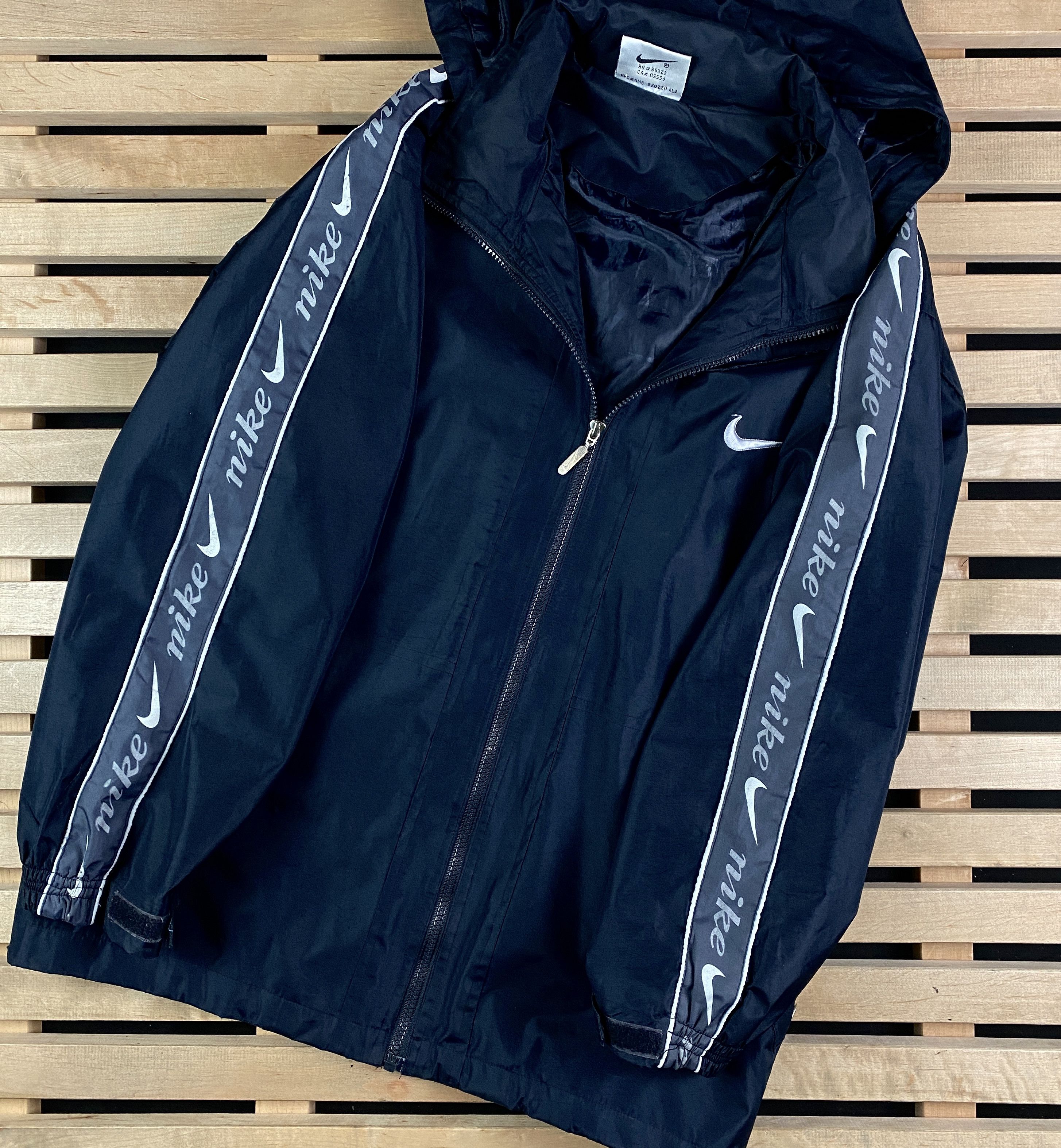 Nike × Vintage Mens Vintage Jacket Nike Swoosh Size L Lampasy Size US L / EU 52-54 / 3 - 6 Thumbnail