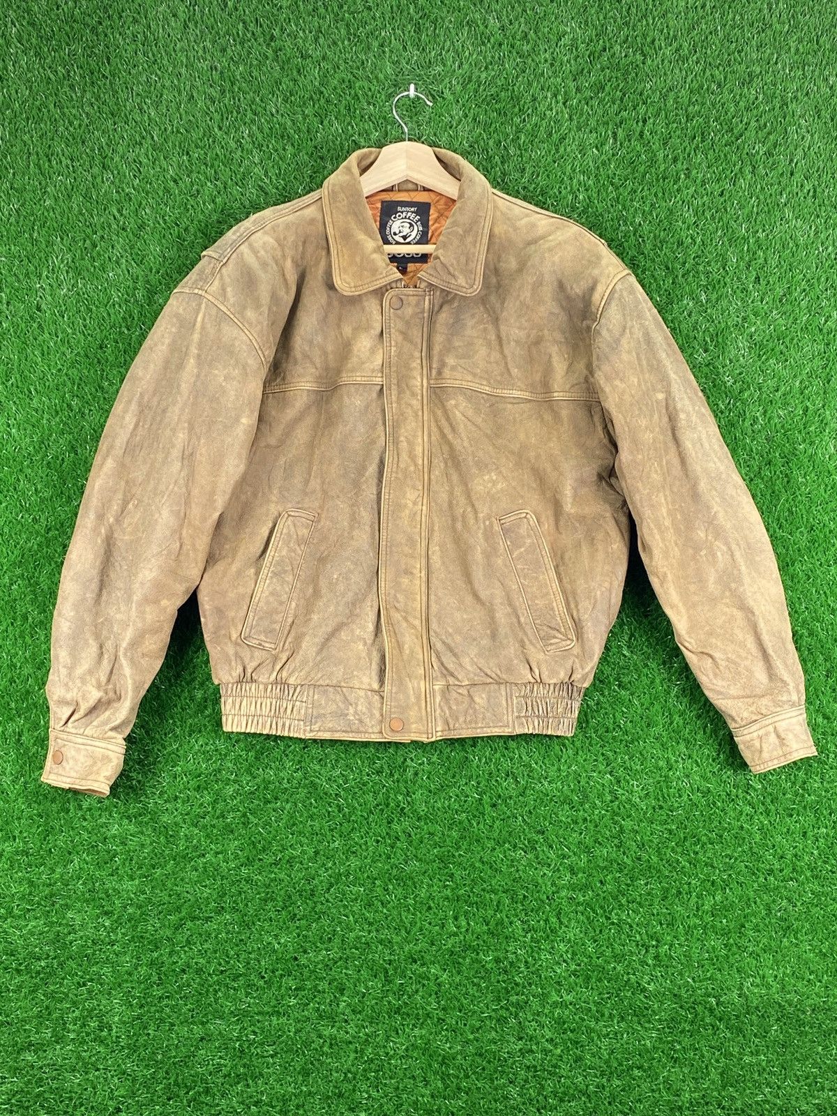 Vintage Vintage 90s Suntory Coffee Boss Leather Bomber Jacket Size US L / EU 52-54 / 3 - 2 Thumbnail