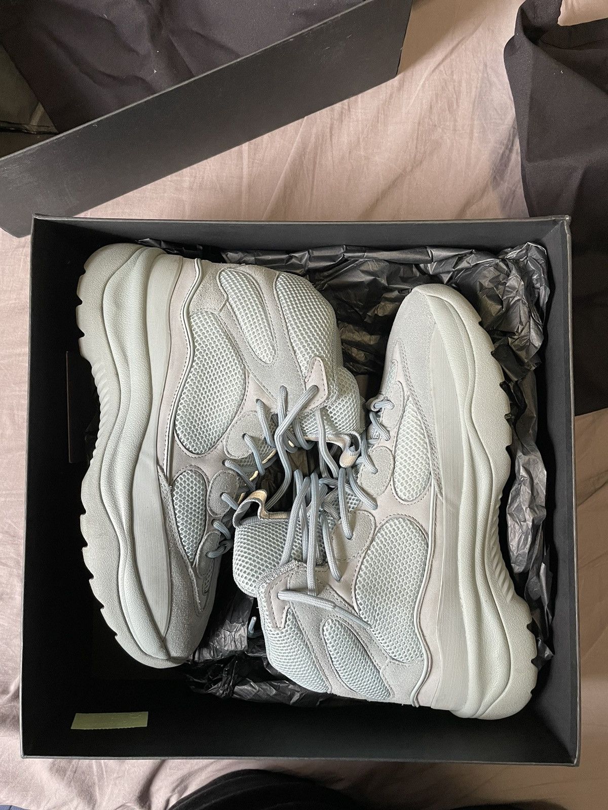 Yeezy desert boot season 7 house blue sales