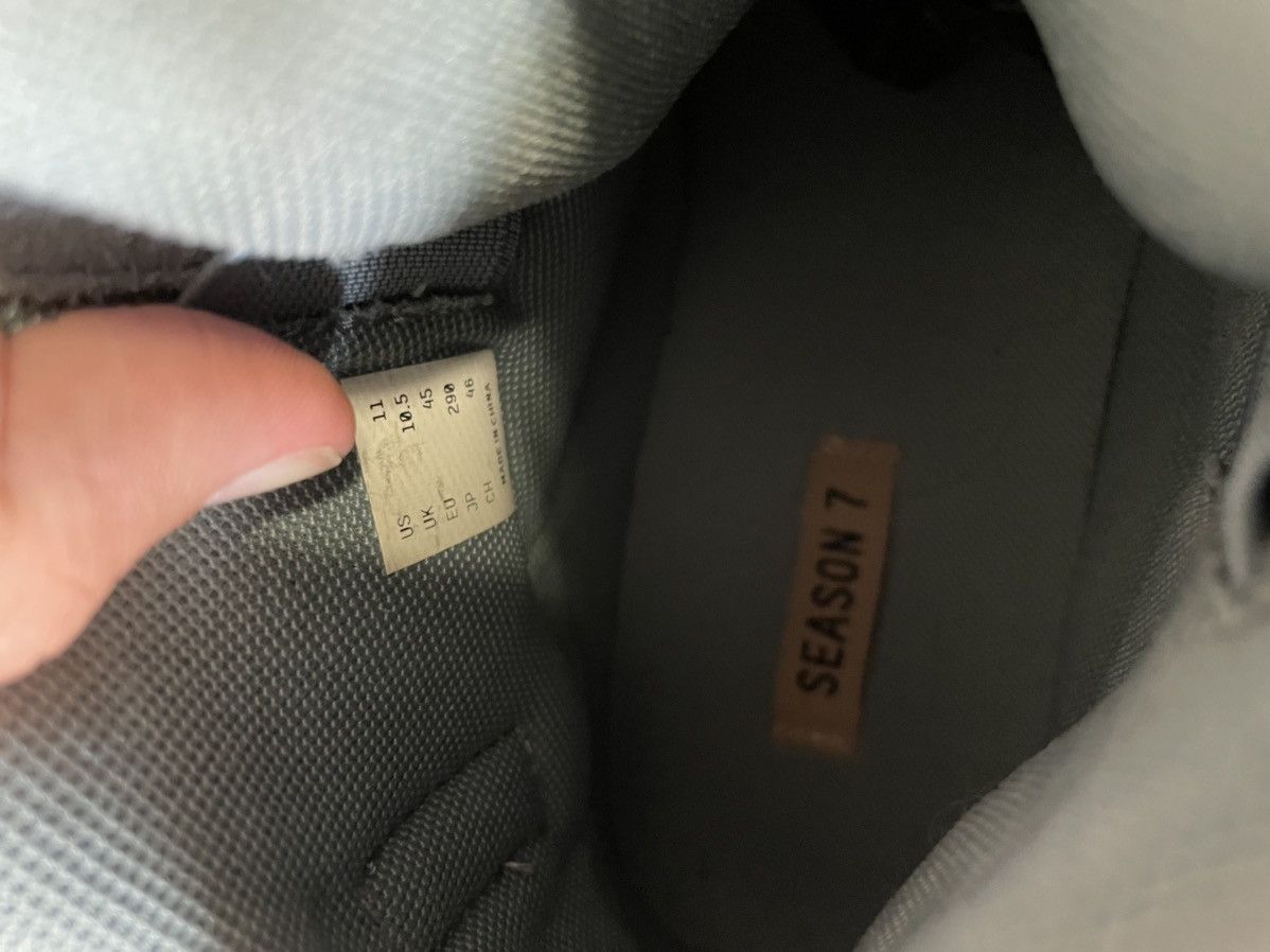 Yeezy Yeezy desert boots season 7 house blue Size US 11 / EU 44 - 7 Thumbnail