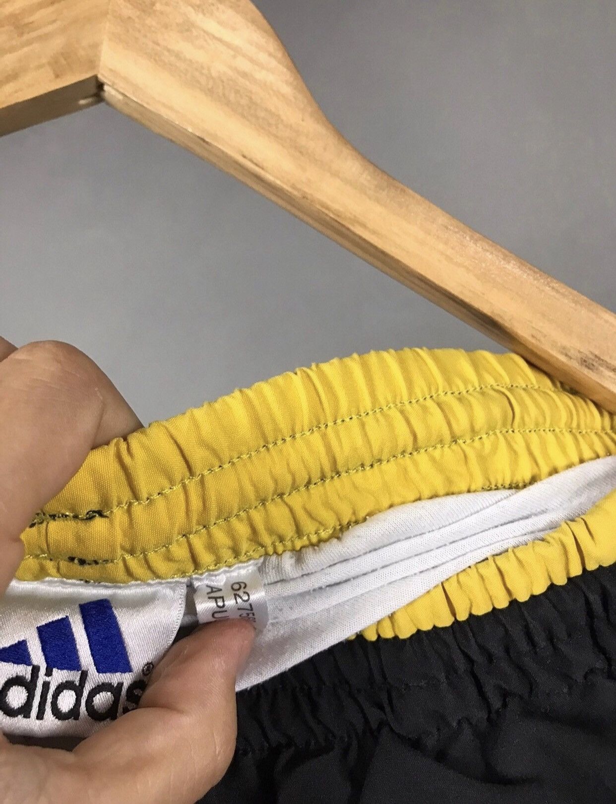 Adidas Adidas Vintage Shorts Size US 32 / EU 48 - 7 Thumbnail