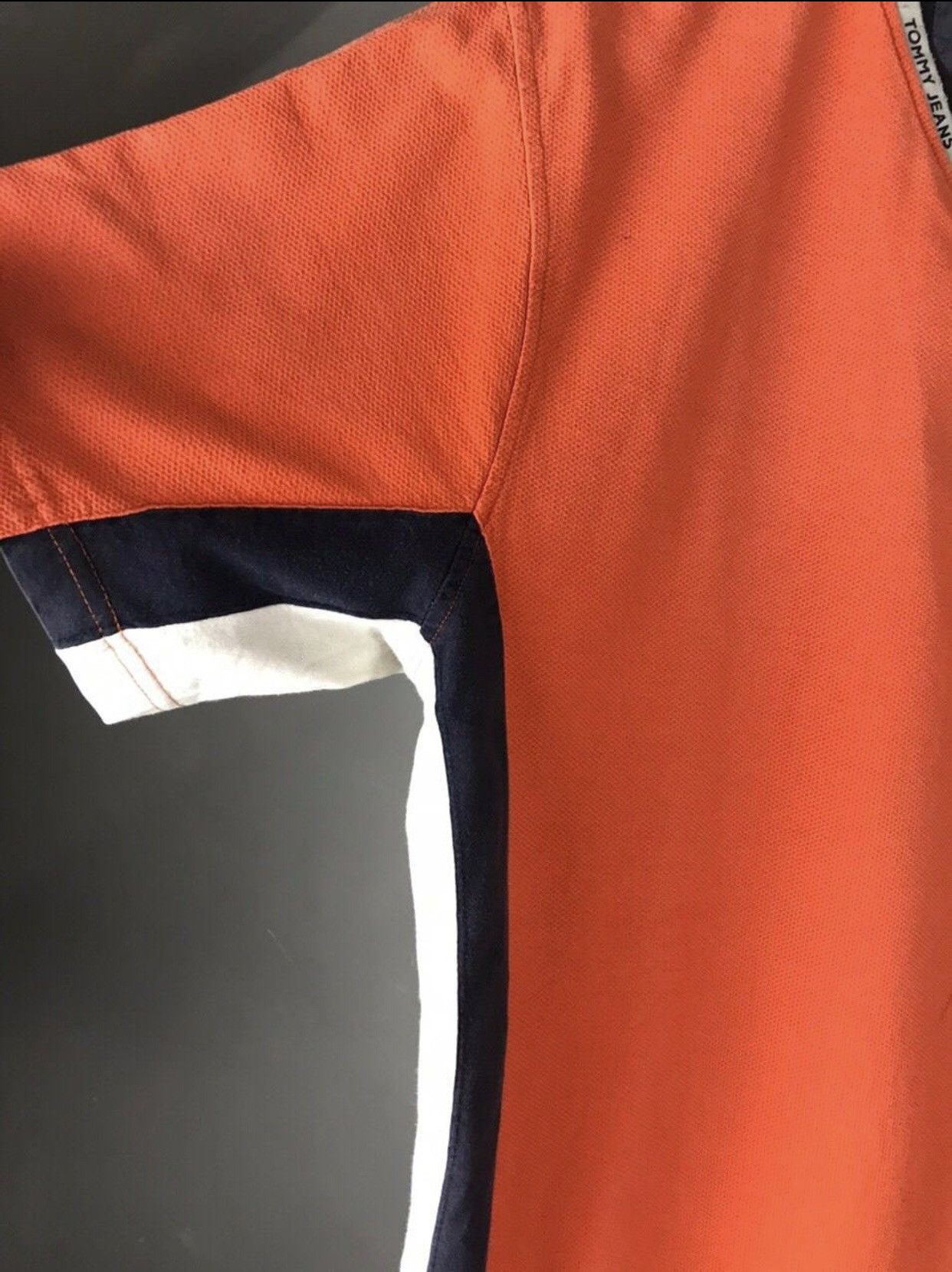 Tommy Hilfiger × Vintage Tommy Hilfiger vintage luxury tee Size US L / EU 52-54 / 3 - 8 Thumbnail