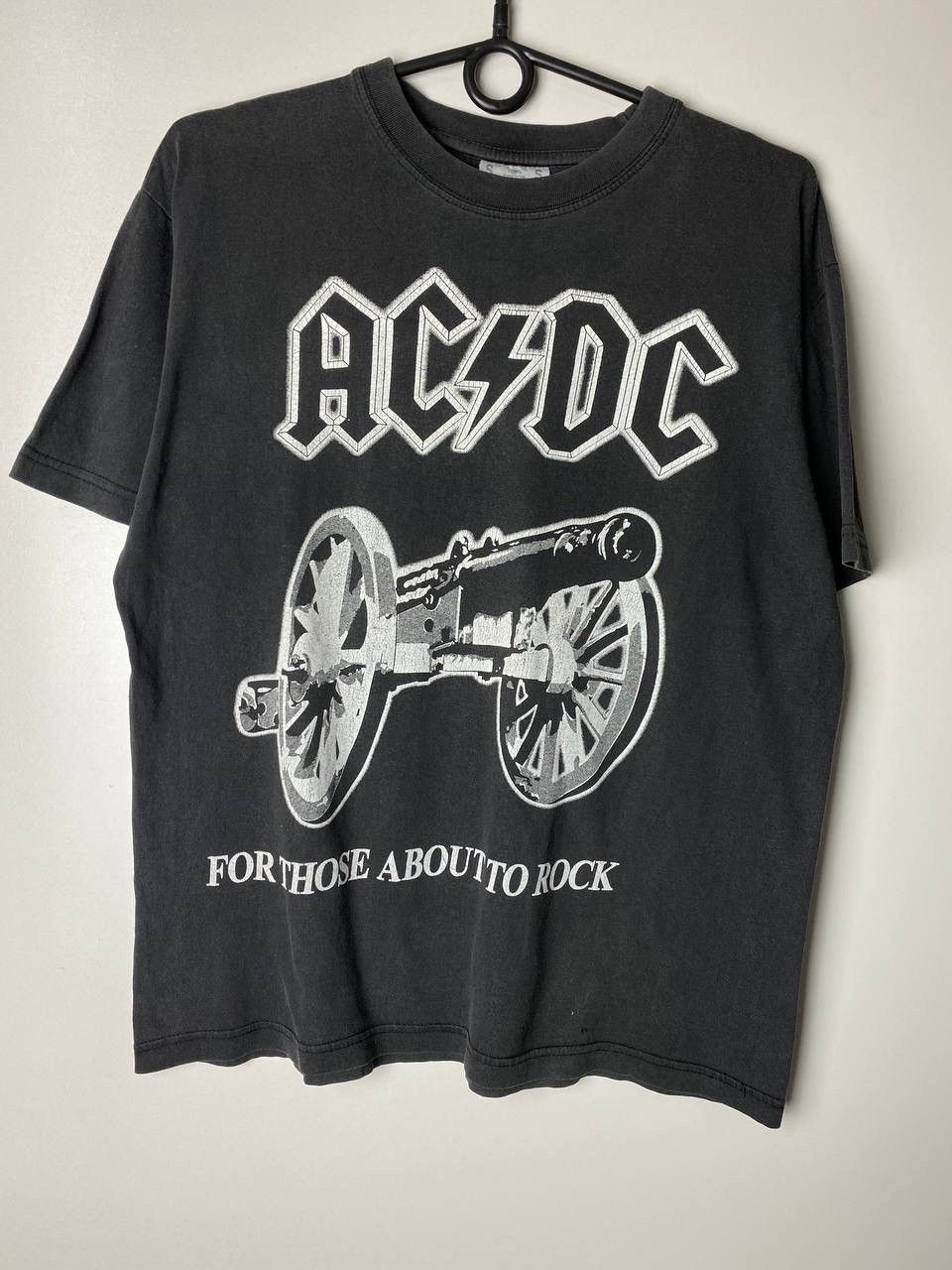 Vintage AC/DC vintage t-shirt size S Size US M / EU 48-50 / 2 - 1 Thumbnail