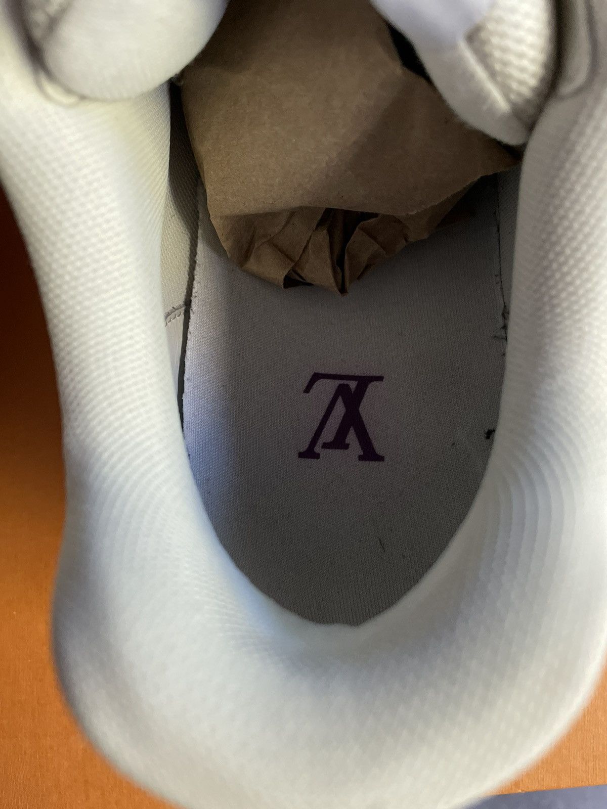 Louis Vuitton Louis Vuitton White Purple Mesh Strap Trainer Sneaker Size US 9 / EU 42 - 9 Thumbnail