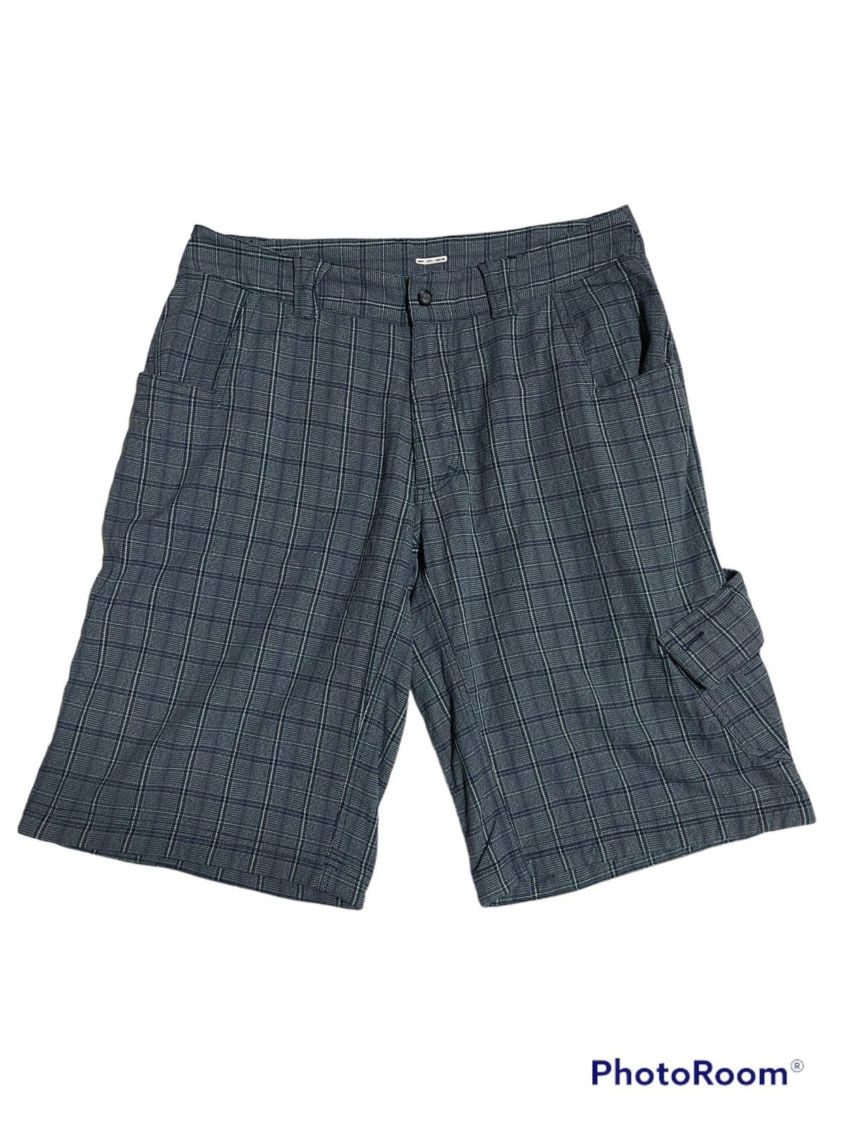 Lululemon Lululemon Cargo Short Size US 34 / EU 50 - 1 Thumbnail