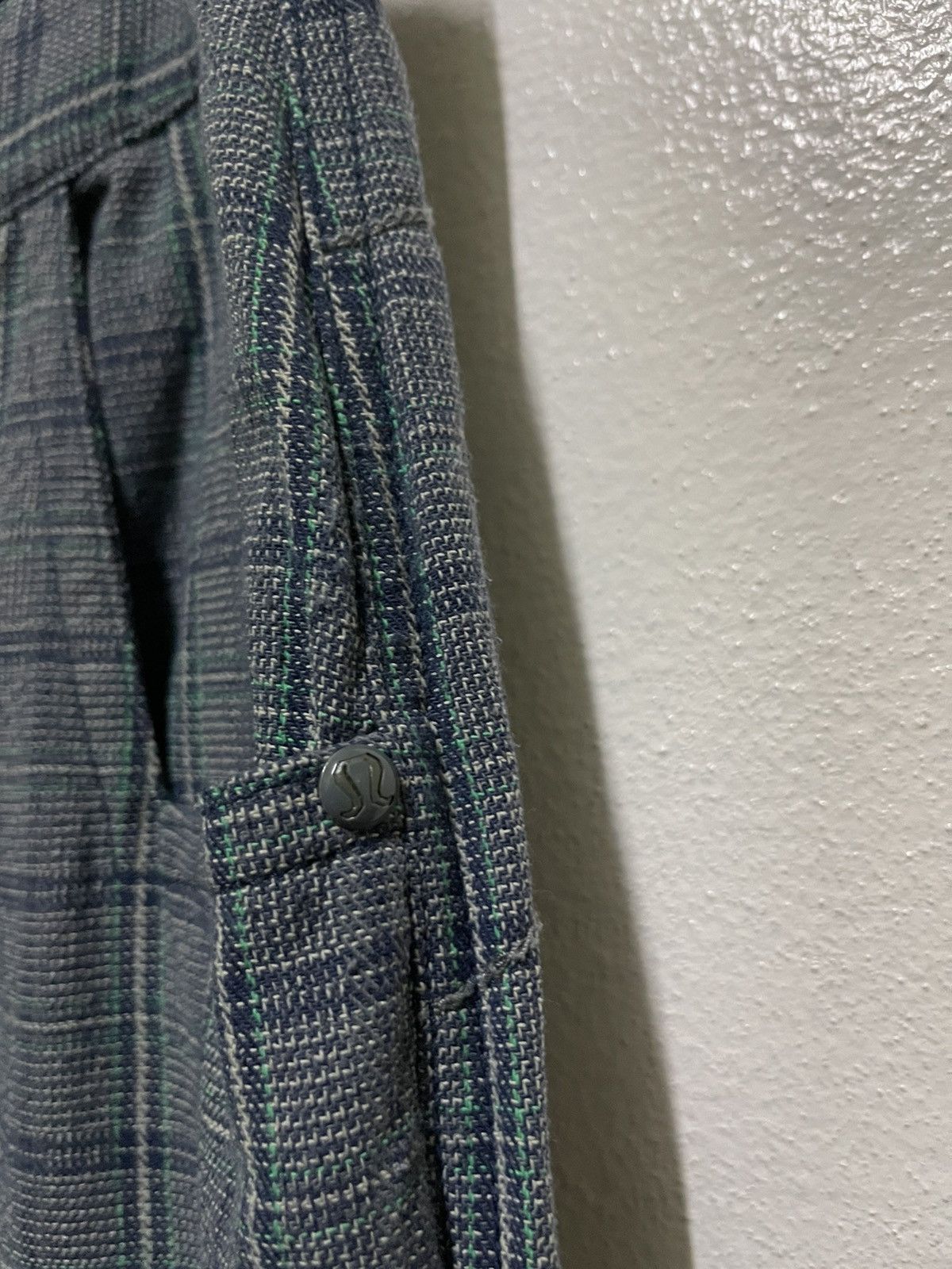 Lululemon Lululemon Cargo Short Size US 34 / EU 50 - 7 Thumbnail