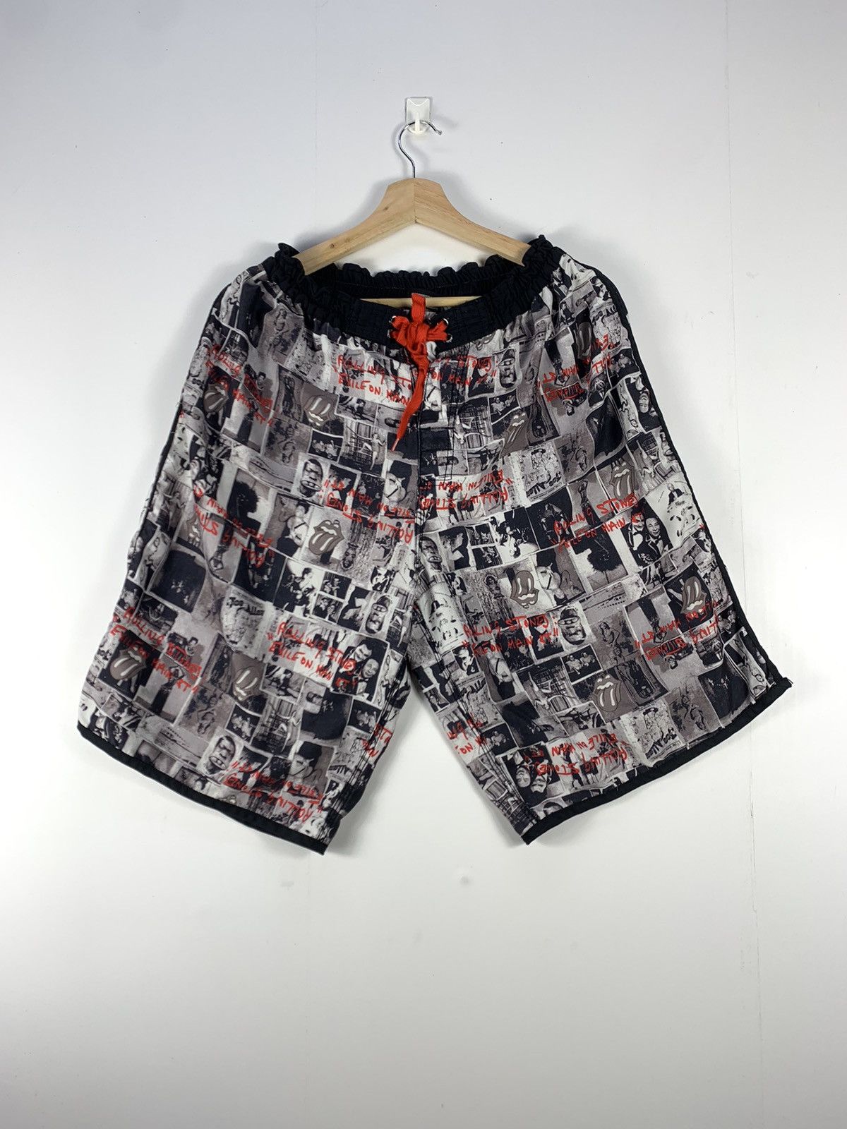Vintage Rolling Stone Full Print Shorts Pants
