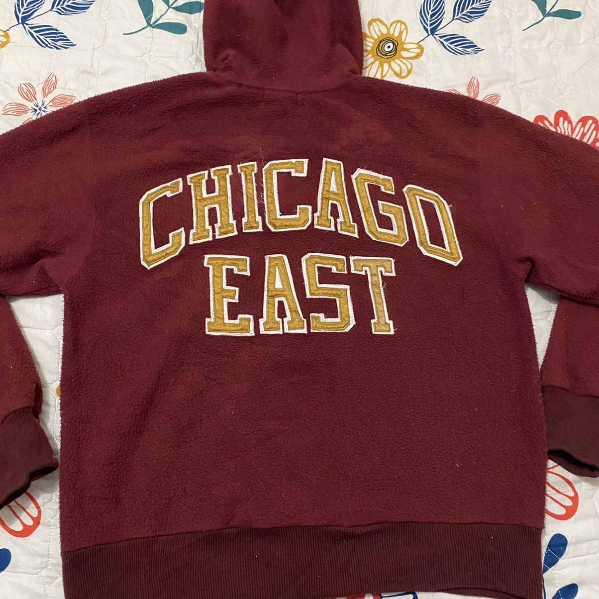 Vintage Vintage Chigago East Big Logo Spellout Fleece ZipUp Hoodies Size US L / EU 52-54 / 3 - 5 Thumbnail