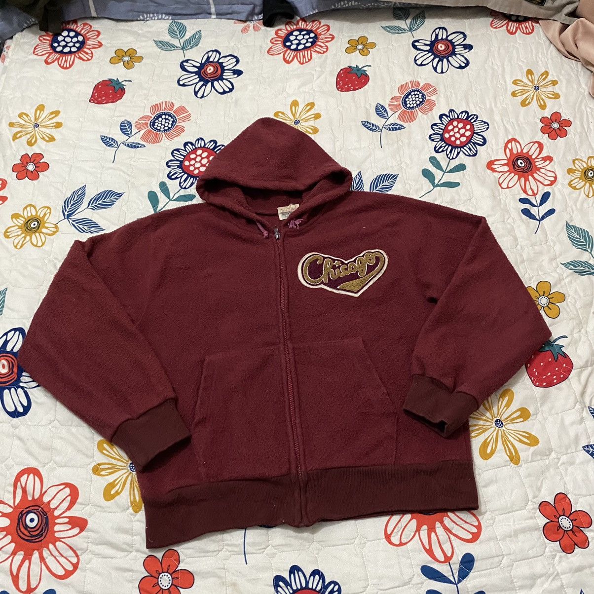 Vintage Vintage Chigago East Big Logo Spellout Fleece ZipUp Hoodies Size US L / EU 52-54 / 3 - 2 Thumbnail
