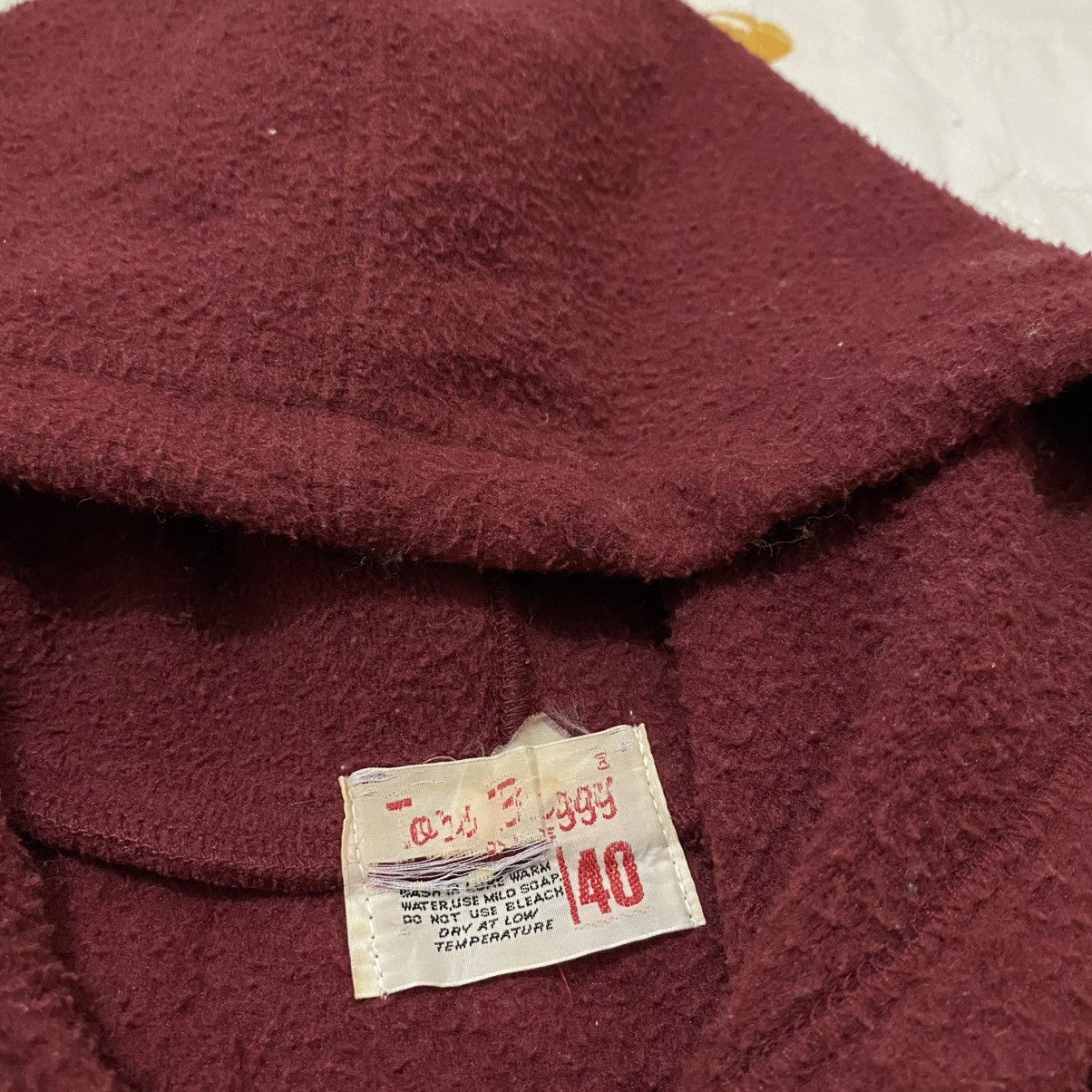 Vintage Vintage Chigago East Big Logo Spellout Fleece ZipUp Hoodies Size US L / EU 52-54 / 3 - 6 Thumbnail