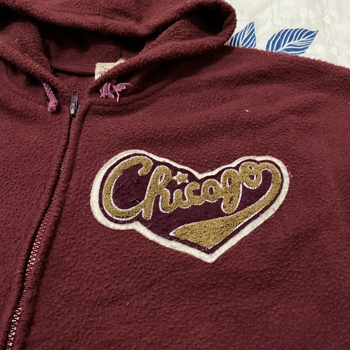 Vintage Vintage Chigago East Big Logo Spellout Fleece ZipUp Hoodies Size US L / EU 52-54 / 3 - 4 Thumbnail
