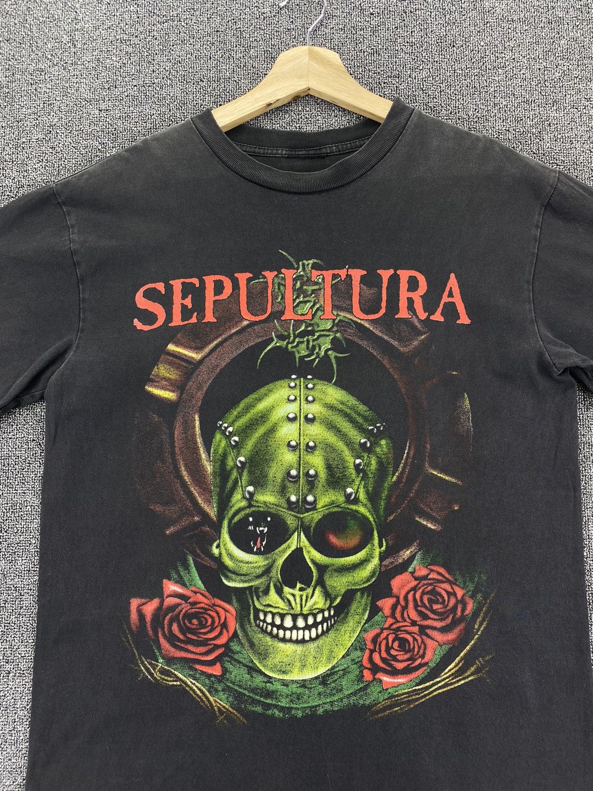 Band Tees Vintage Sepultura Skulls Heavy Metal Rock Band Tees T Shirts Size US M / EU 48-50 / 2 - 5 Thumbnail