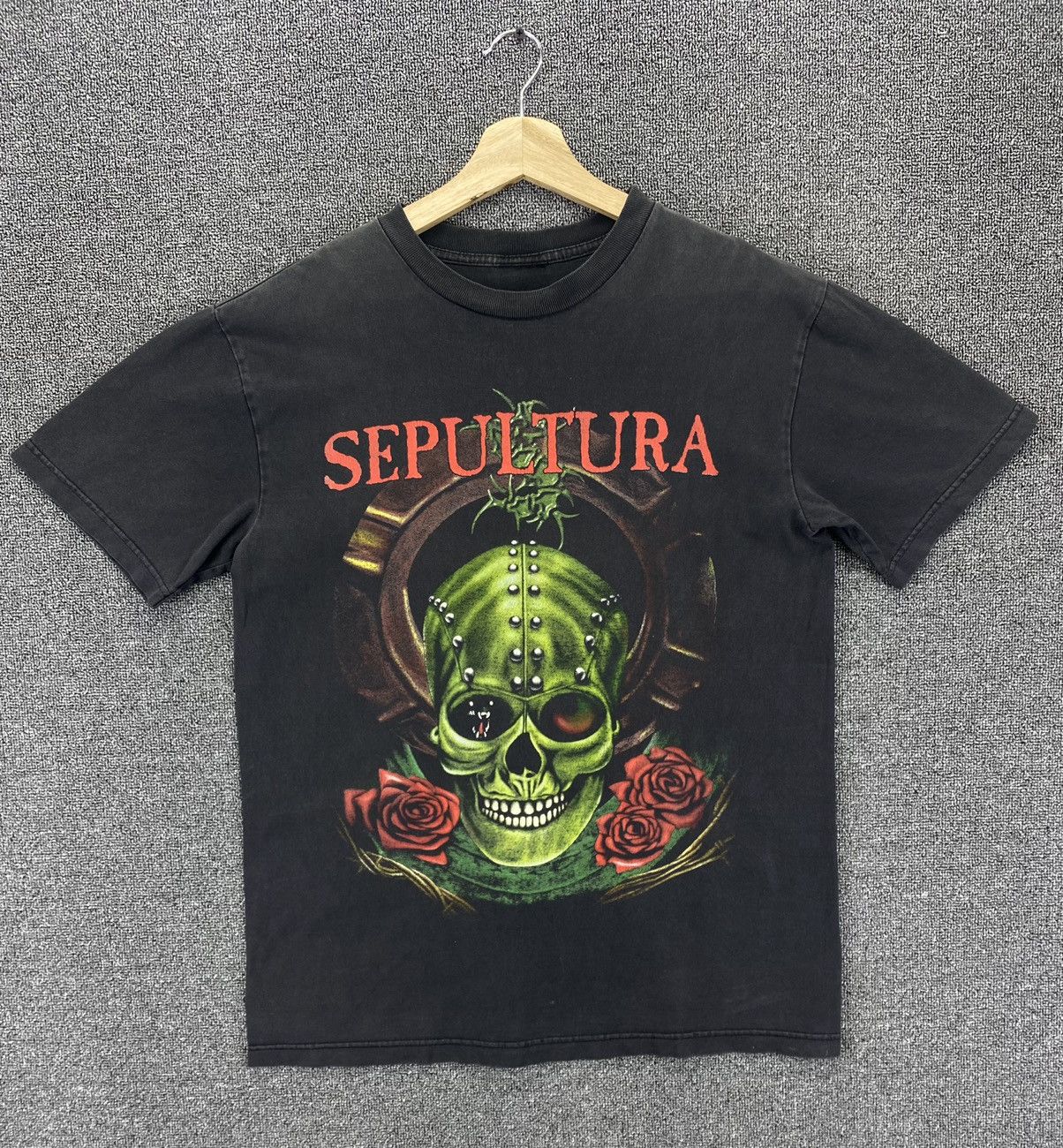 Vintage Sepultura Skulls Heavy Metal Rock Band Tees T Shirts, image size:1204x1300
