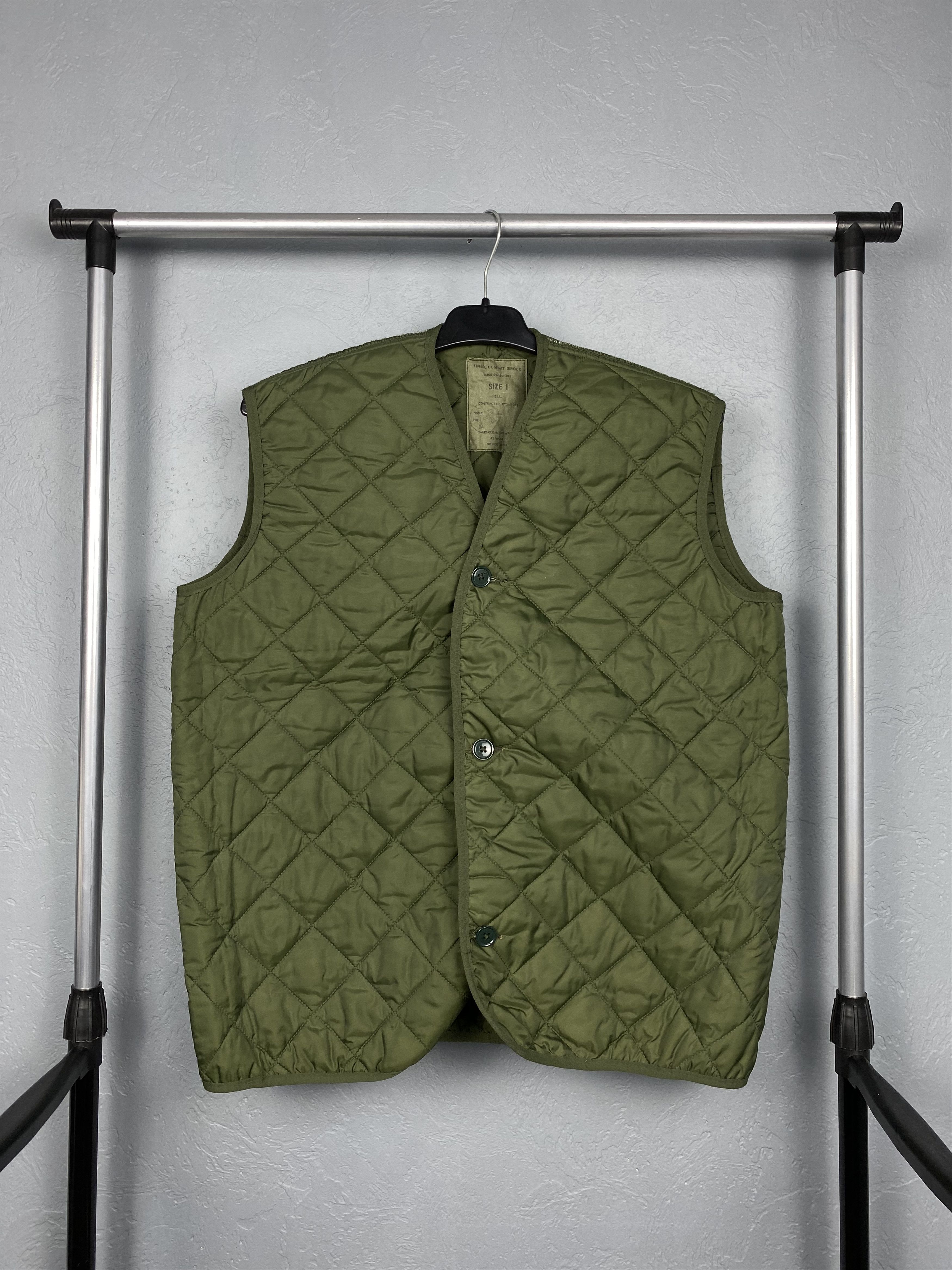 Japanese Brand Vintage Army Liner Quilted Parachute Vest Size US L / EU 52-54 / 3 - 1 Thumbnail
