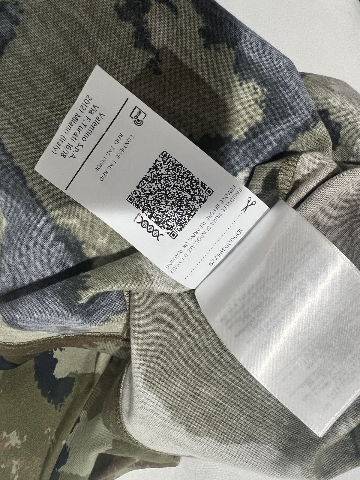 Valentino Valentino mens camo shirt. S. $520 Size US S / EU 44-46 / 1 - 8 Thumbnail