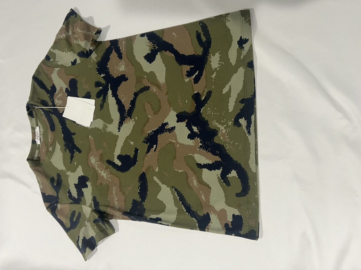 Valentino Valentino mens camo shirt. S. $520 Size US S / EU 44-46 / 1 - 1 Thumbnail
