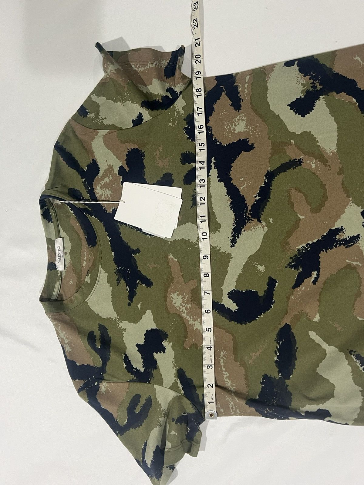 Valentino Valentino mens camo shirt. S. $520 Size US S / EU 44-46 / 1 - 4 Thumbnail