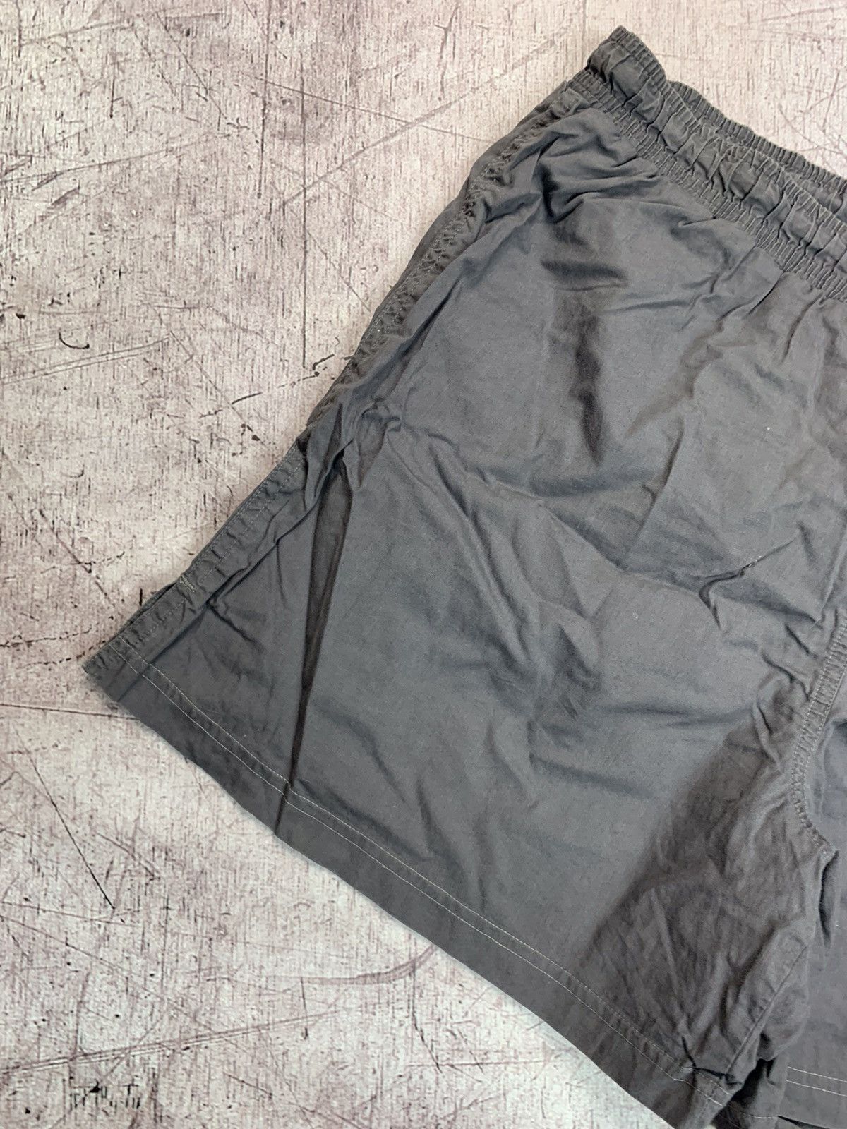 Umbro × Vintage Umbro Vintage Mens Nylon Shorts Size US 38 / EU 54 - 5 Thumbnail