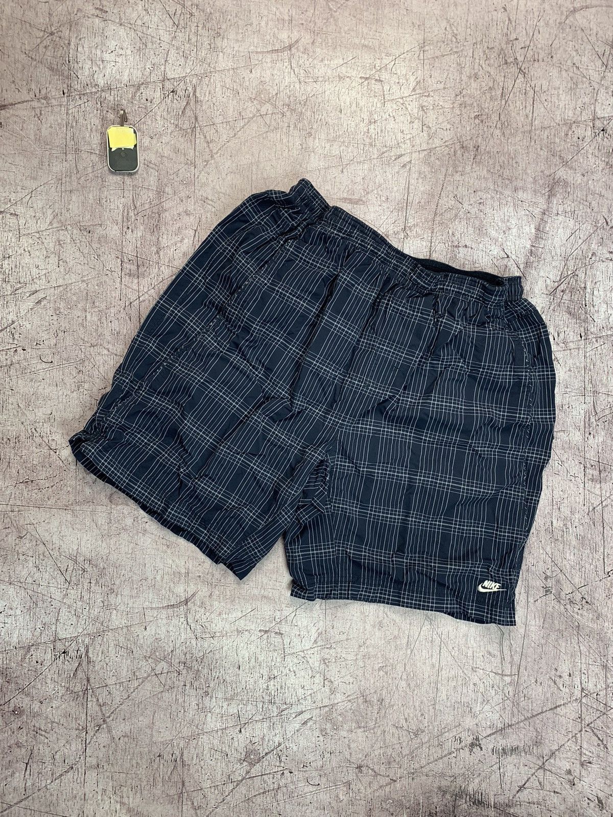 Nike Vintage Nike Shorts Size US 34 / EU 50 - 1 Thumbnail