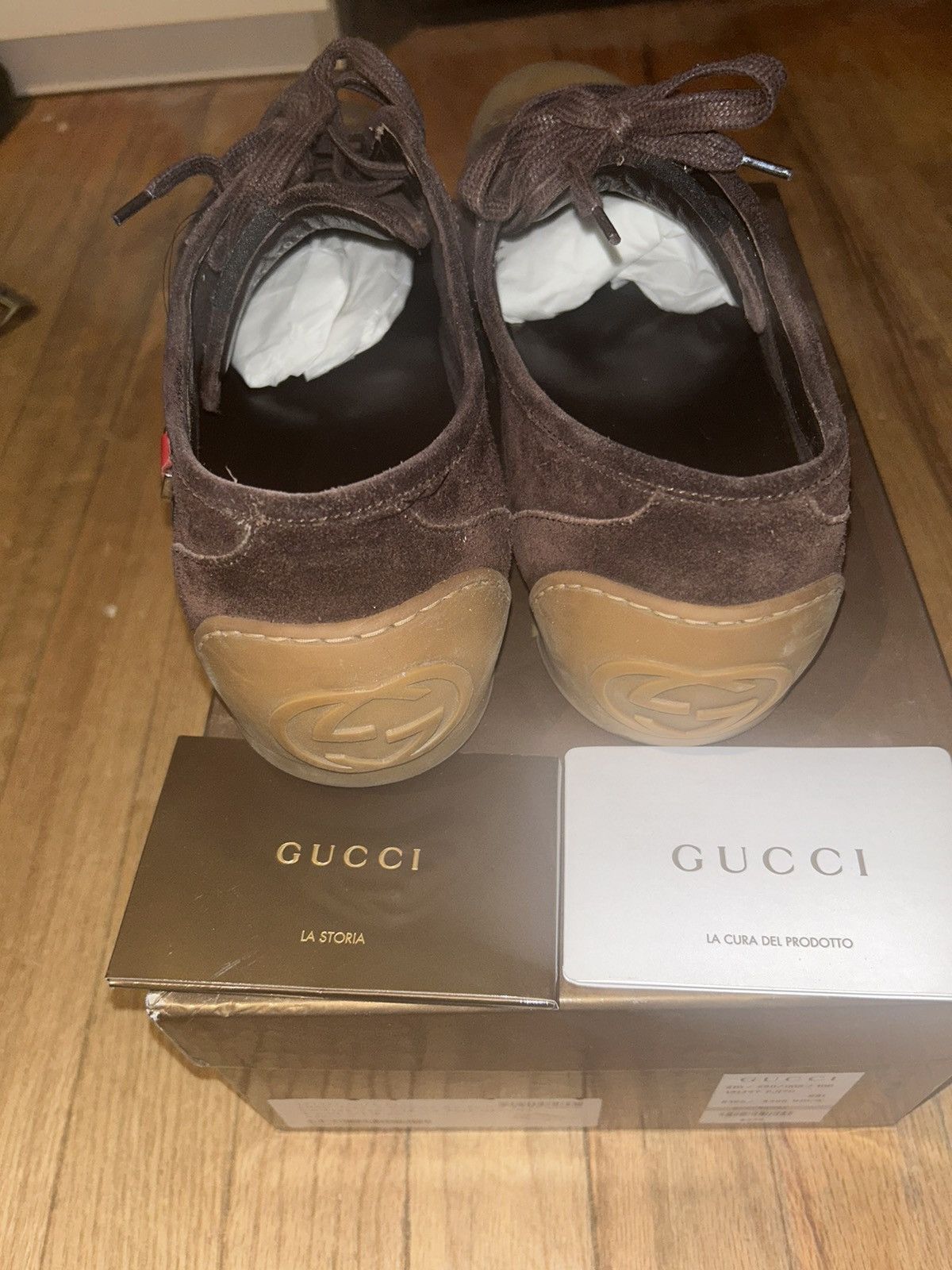 Gucci brown suede low tops