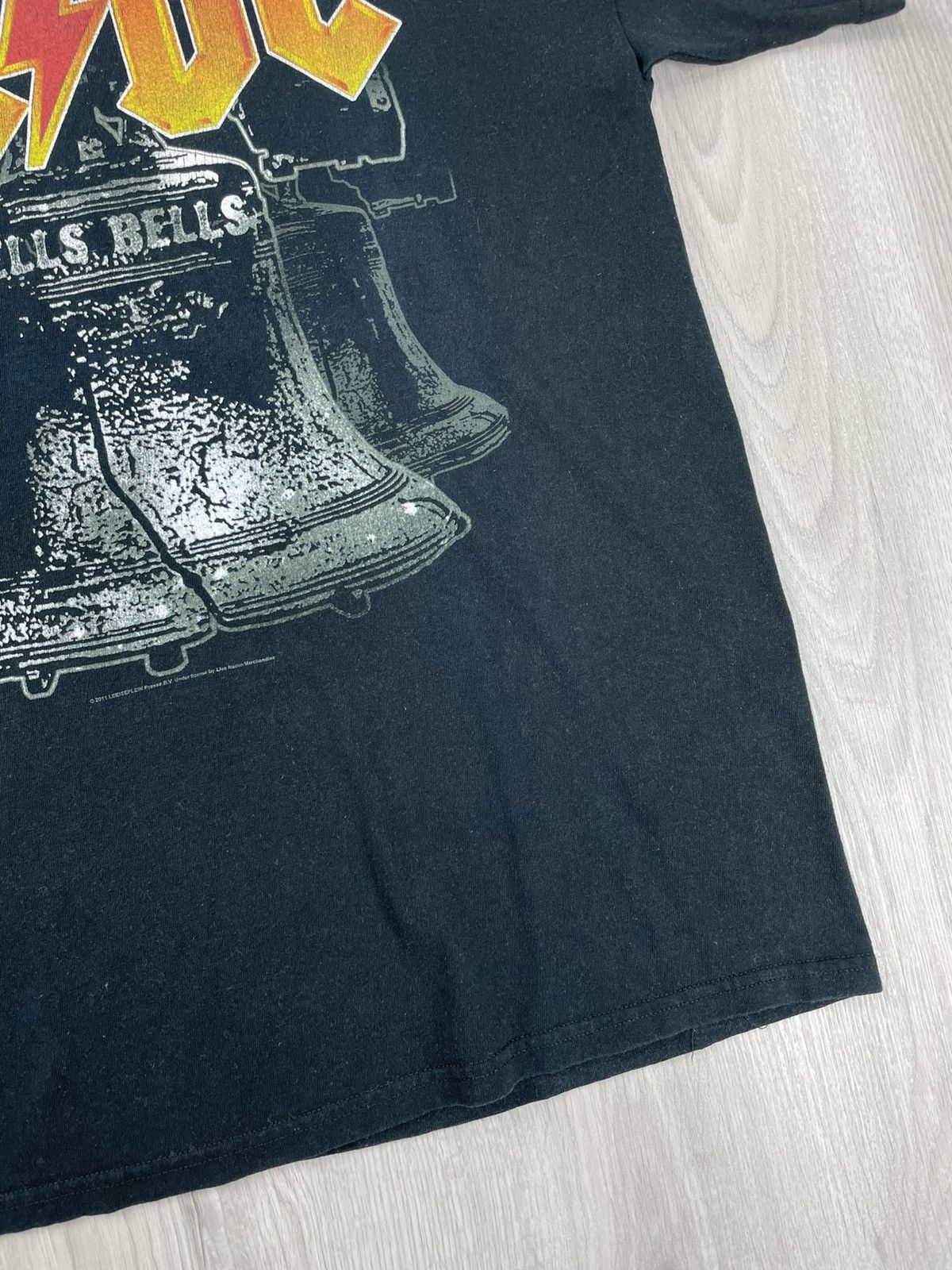 AC/DC × Band Tees Vintage AC/DC Hells Bells Metal Rock Band Tee T-Shirt Size US L / EU 52-54 / 3 - 3 Thumbnail