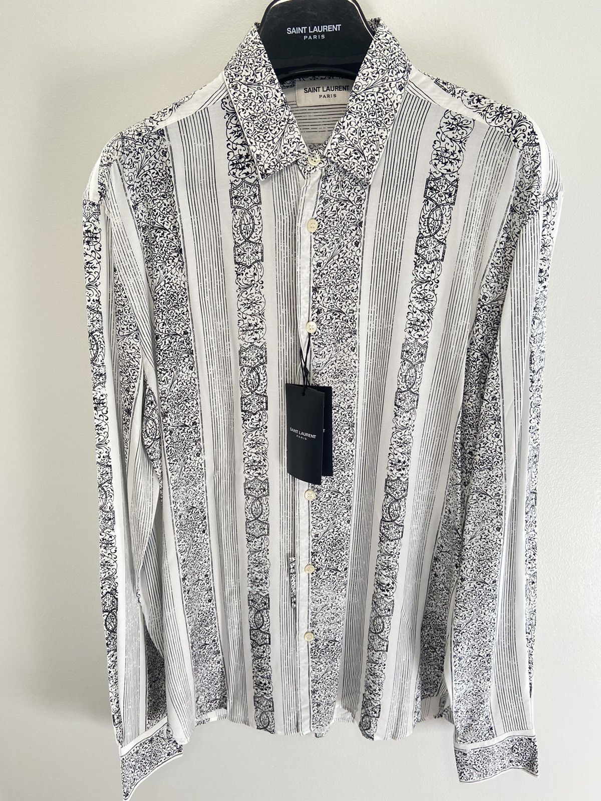 image of Saint Laurent Paris Size 38 New Slp Bandana/paisley Print Viscose Shirt in Black White, Men's