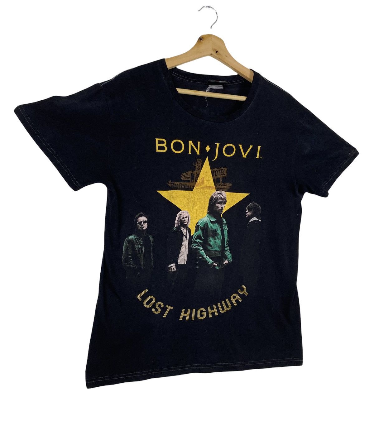 Band Tees Vintage Y2K Bon Jovi Lost Highway Tour Japan Tees T Shirt Size US M / EU 48-50 / 2 - 2 Thumbnail