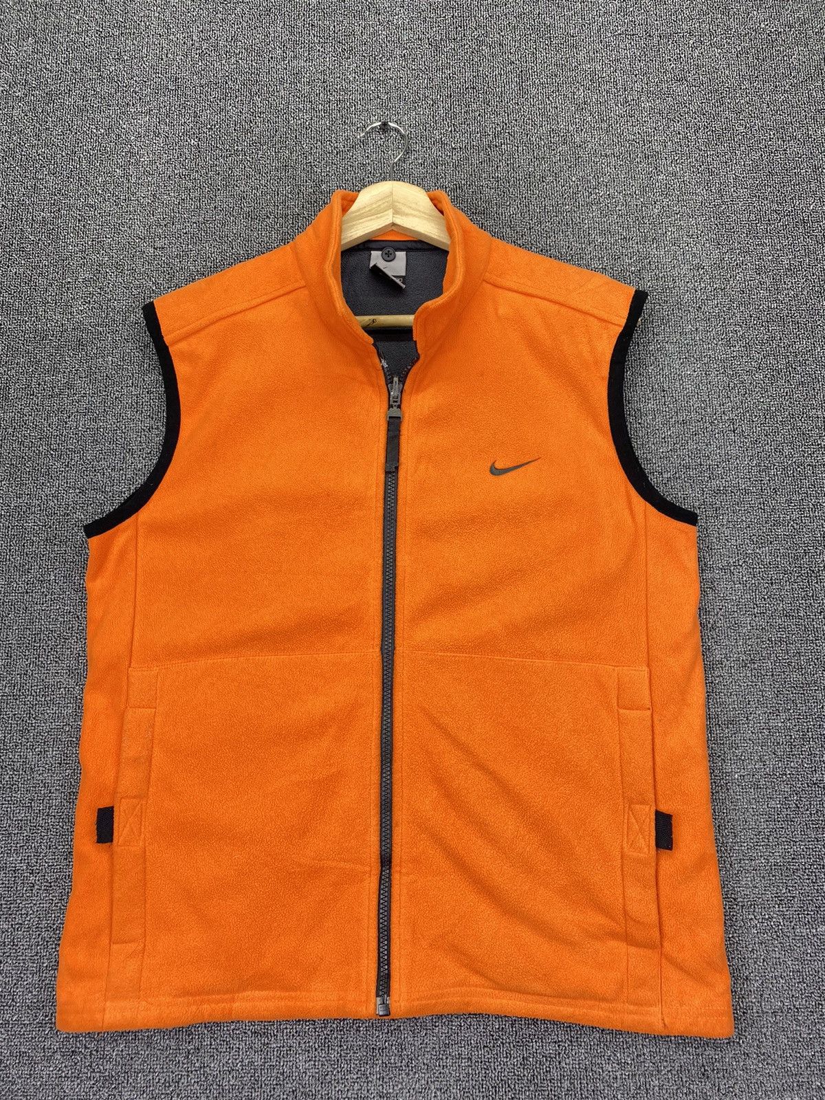 Nike Vintage Y2K Nike Therma Fit Vest Size US M / EU 48-50 / 2 - 1 Thumbnail