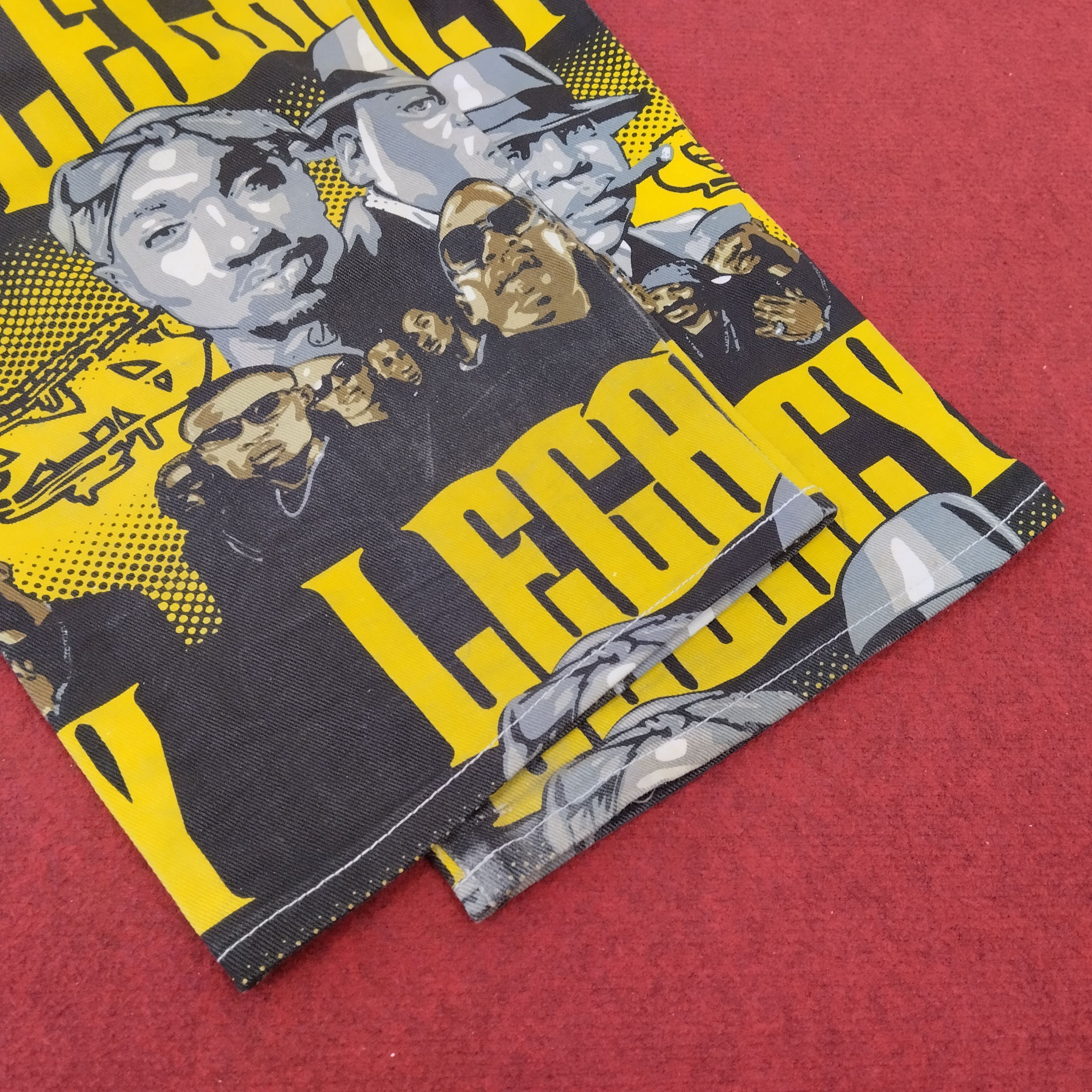Rap Tees × Vintage Tupac 2pac American Rapper Over Print GMF Jeans Size US 40 / EU 56 - 16 Thumbnail
