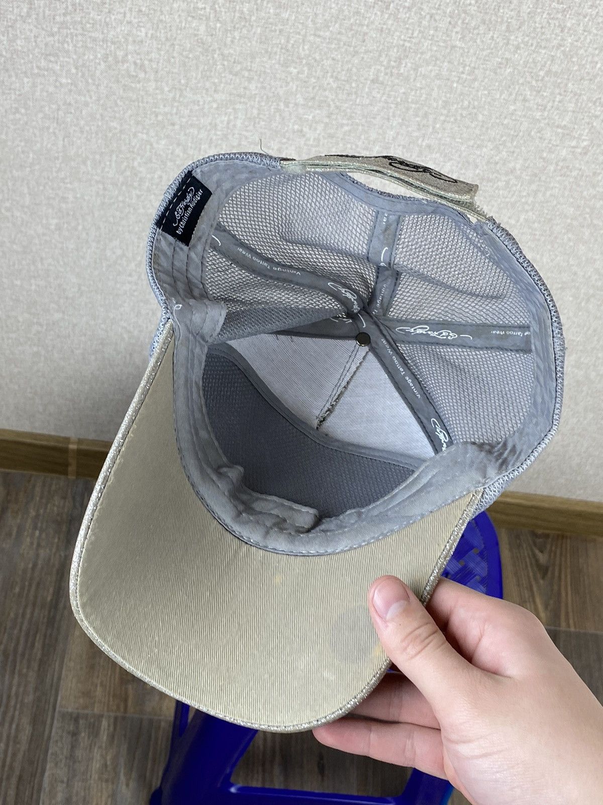 Christian Audigier × Ed Hardy × Vintage Ed Hardy by Christian silver sculls trucker cap Size ONE SIZE - 9 Thumbnail