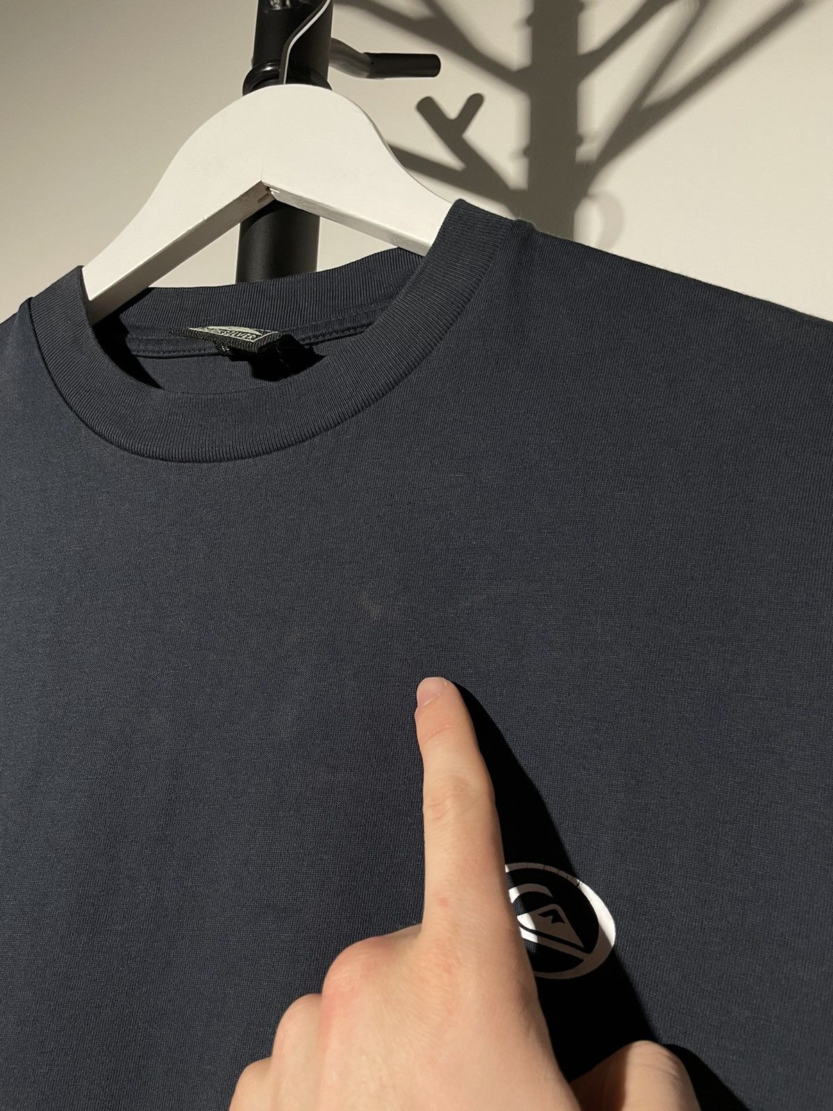 Quiksilver × Vintage Vintage 90s Quicksilver Surf Wear T-Shirt Size US S / EU 44-46 / 1 - 12 Thumbnail
