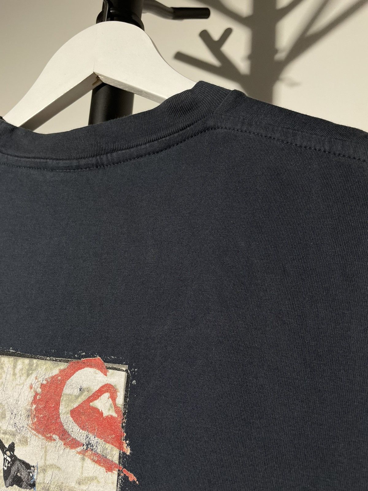 Quiksilver × Vintage Vintage 90s Quicksilver Surf Wear T-Shirt Size US S / EU 44-46 / 1 - 4 Thumbnail