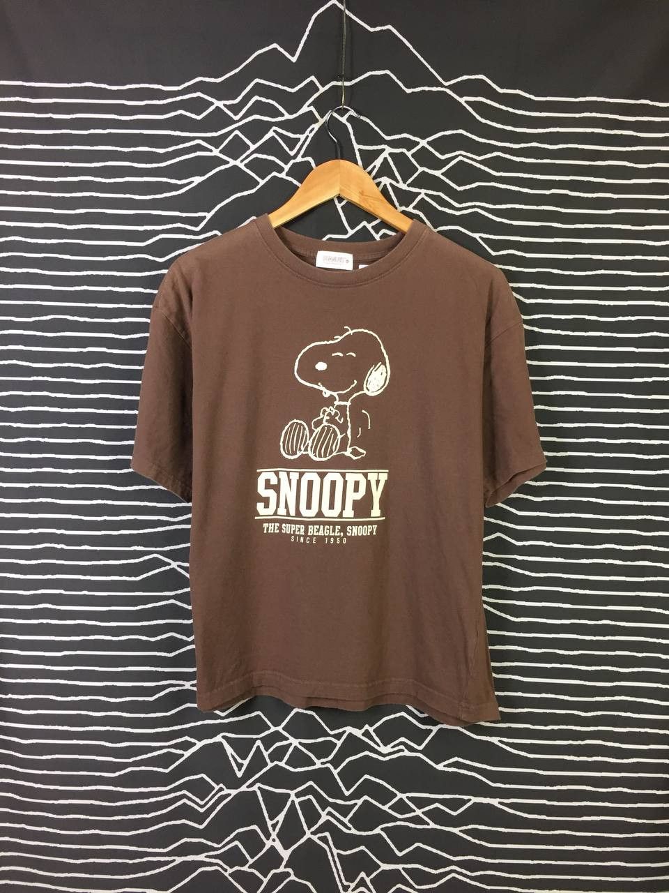 Cartoon Network Vtg Peanuts Worldwide The Super Beagle Snoopy Tee Size US M / EU 48-50 / 2 - 2 Thumbnail