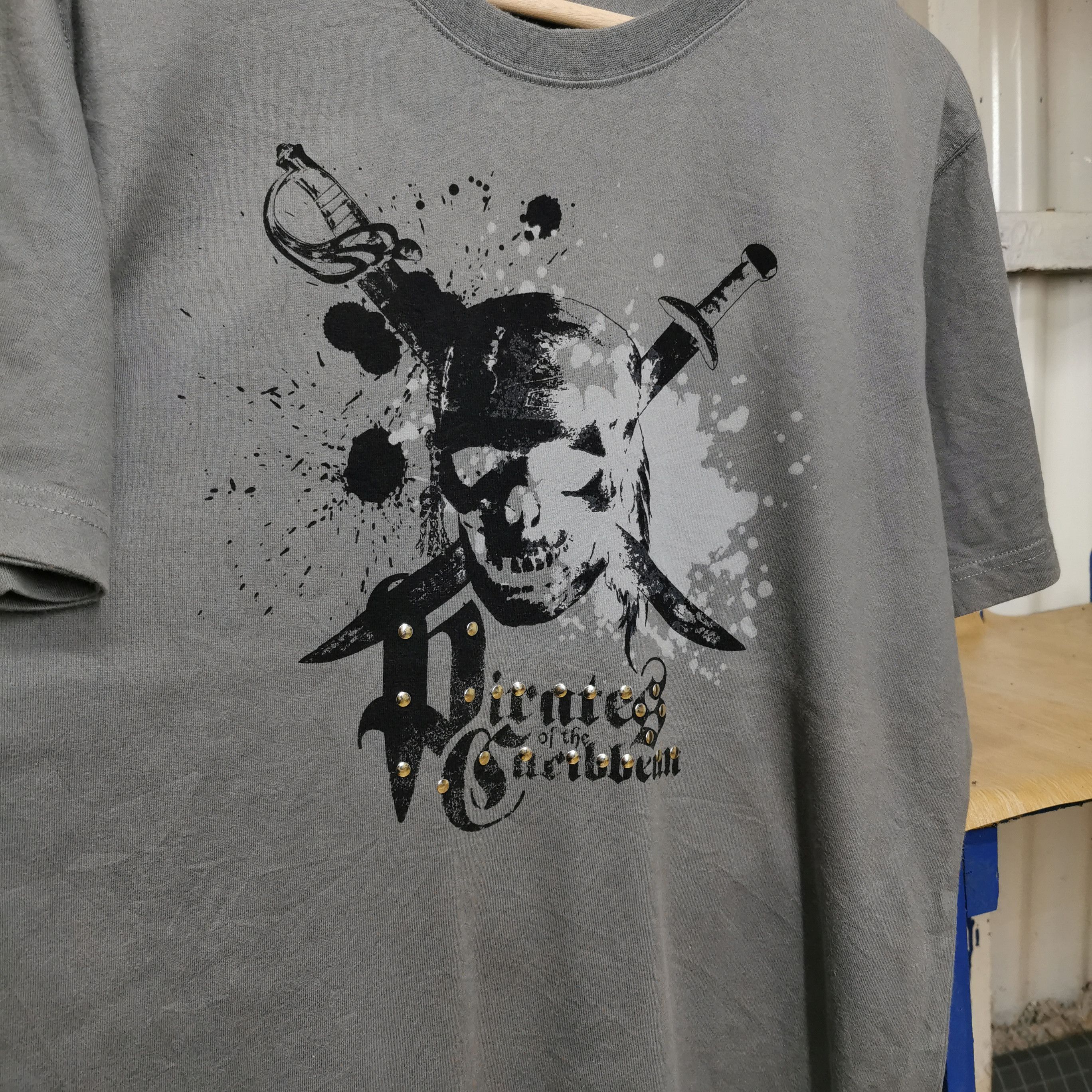 Disney × Vintage Vintage movie pirates of the caribbean tee Size US M / EU 48-50 / 2 - 6 Thumbnail