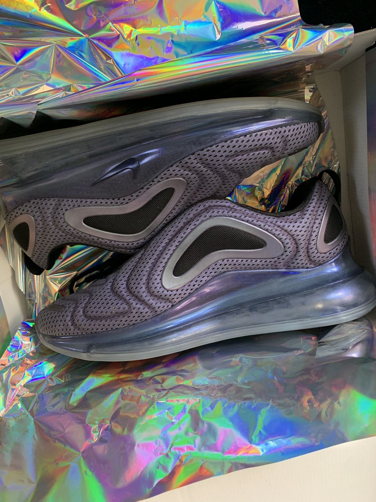 air max 720 metallic silver black