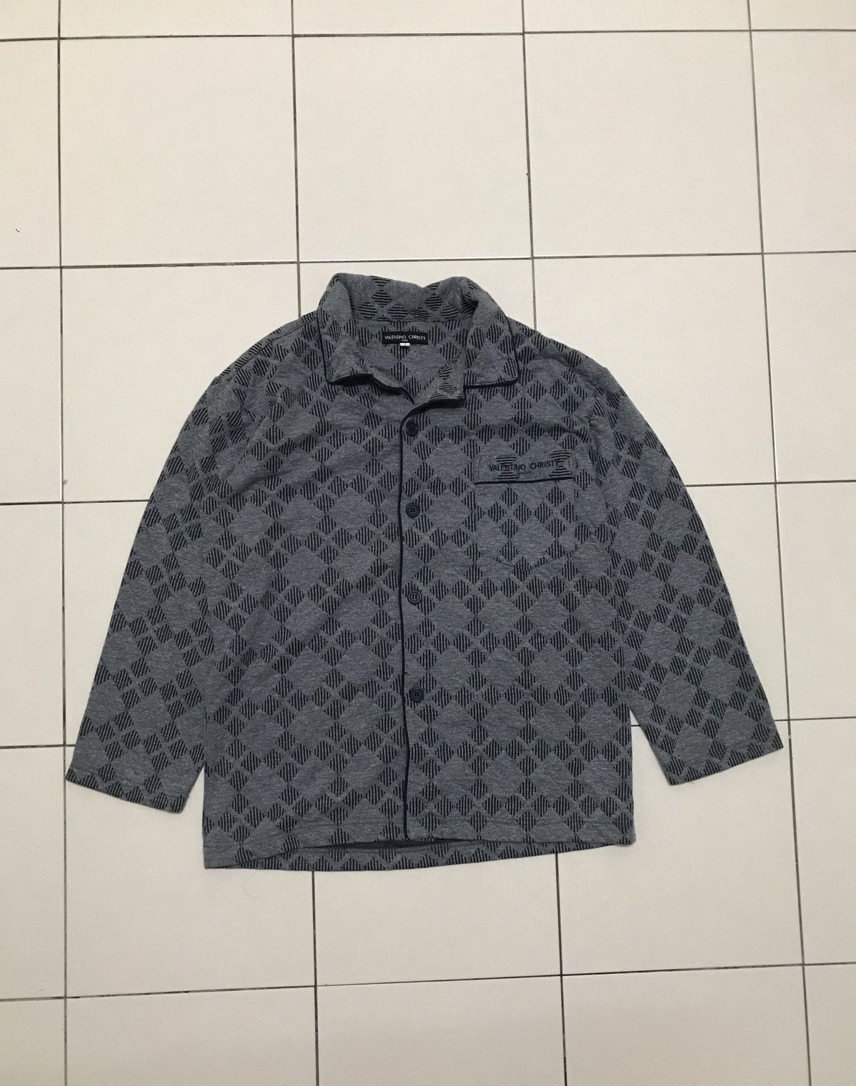 Valentino × Vintage Vintage Monogram Valentino Christy Paris Button Ups Size US M / EU 48-50 / 2 - 1 Thumbnail