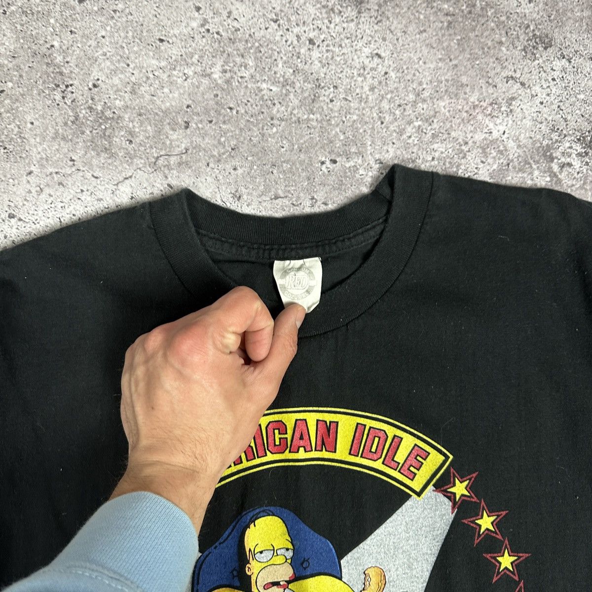 Vintage Vintage 90s The Simpsons American Idle humor tee Homer y2k Size US L / EU 52-54 / 3 - 4 Thumbnail