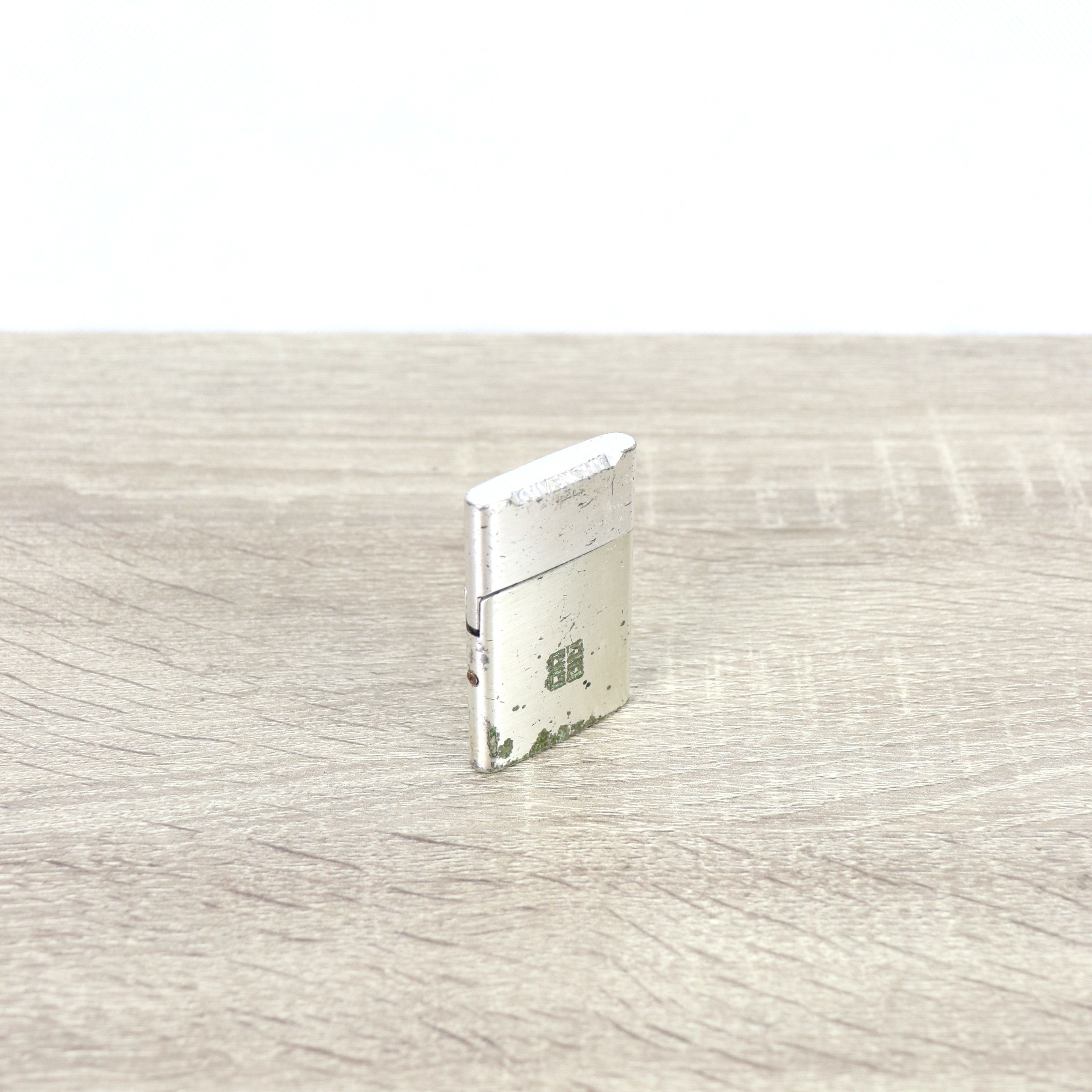 Givenchy × Vintage givenchy vintage lighter Size ONE SIZE - 3 Thumbnail