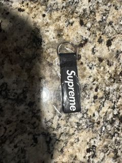 Supreme Webbing Keychain Black