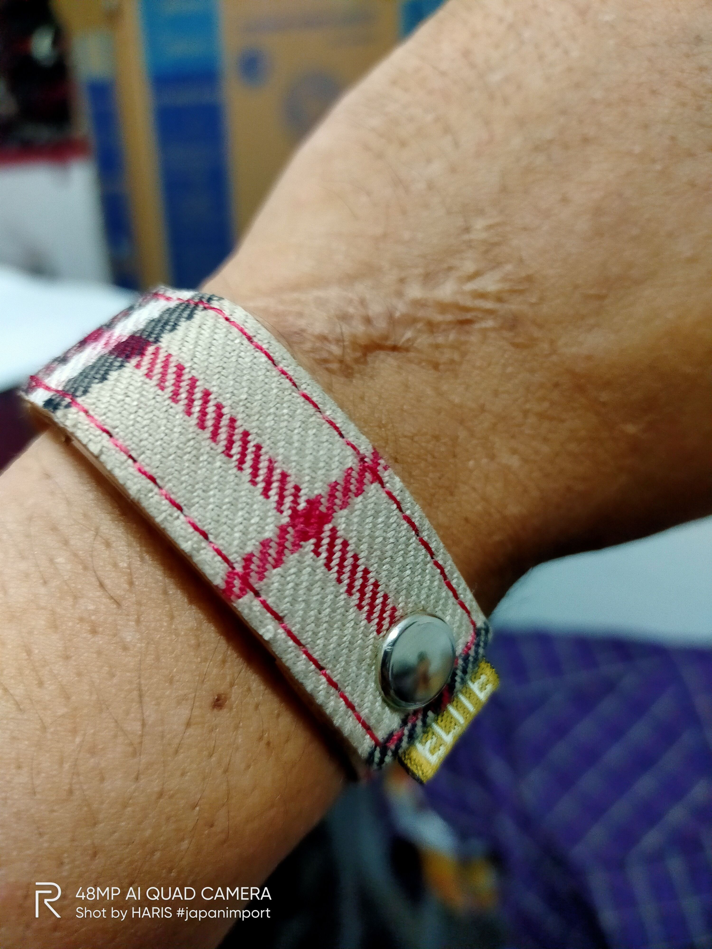 Japanese Brand RARE WATCH CUSTOM LIKE BURBERRY (CUSTOM MADE WATCH) Size ONE SIZE - 9 Thumbnail