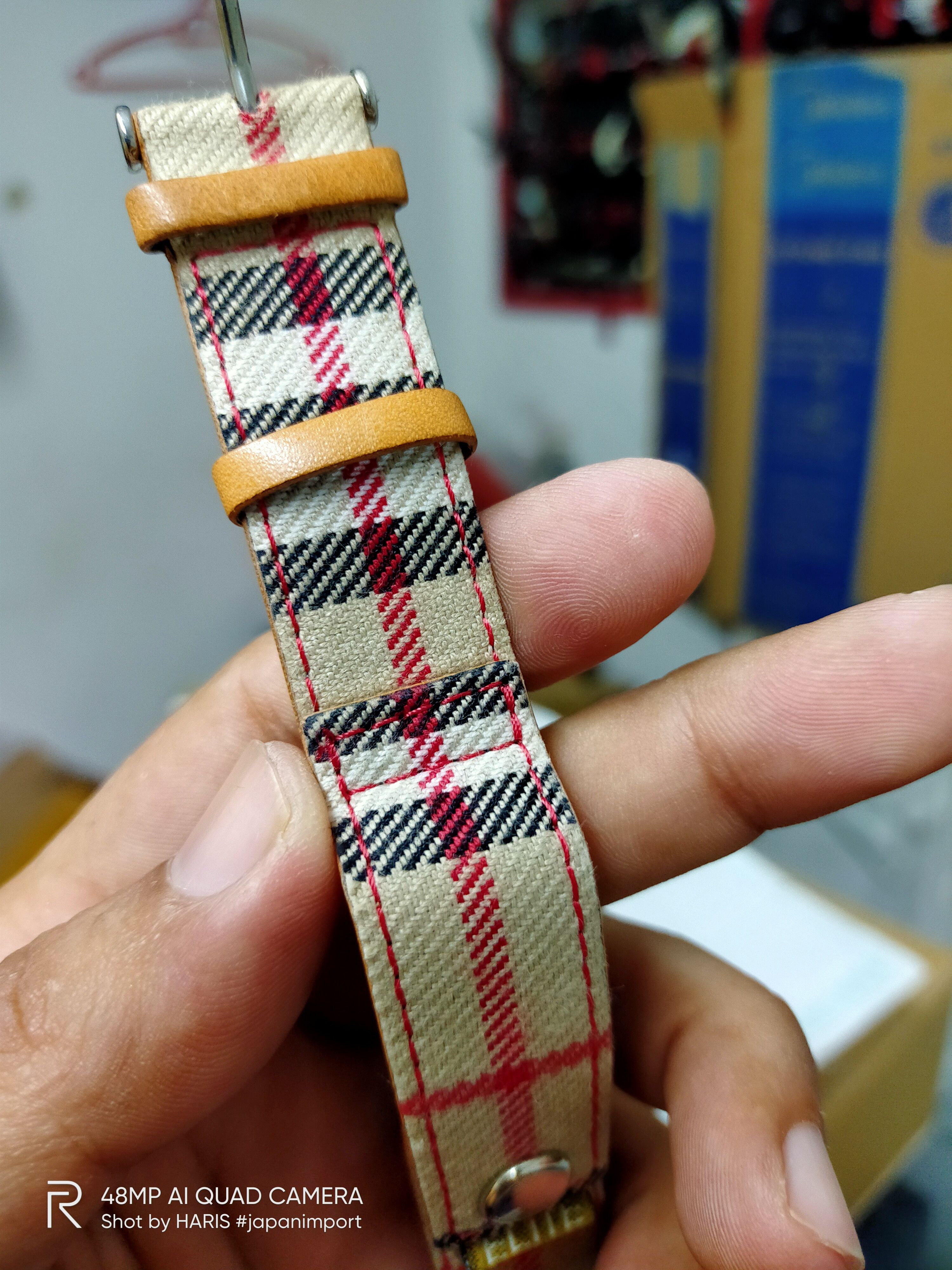 Japanese Brand RARE WATCH CUSTOM LIKE BURBERRY (CUSTOM MADE WATCH) Size ONE SIZE - 3 Thumbnail