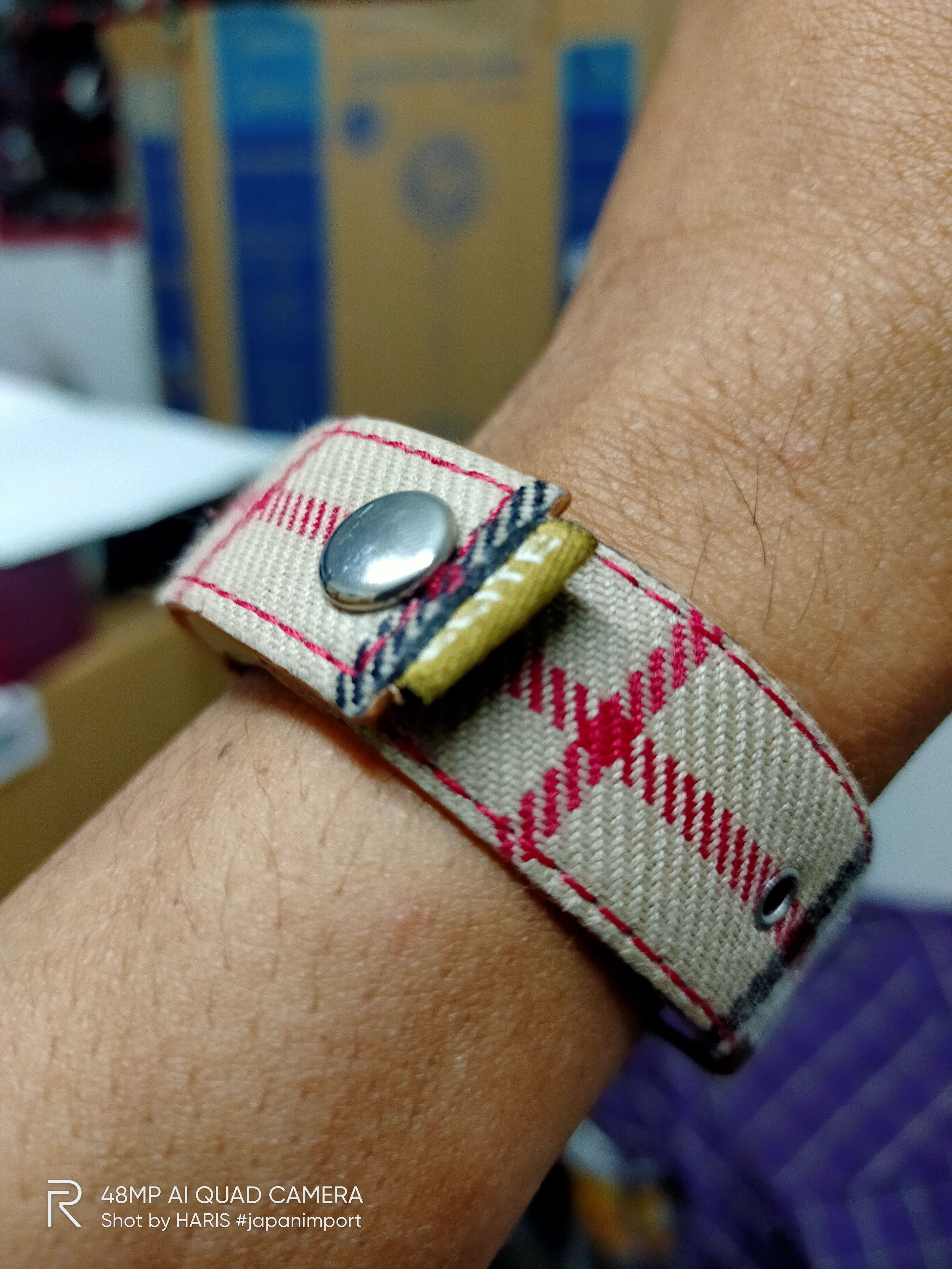 Japanese Brand RARE WATCH CUSTOM LIKE BURBERRY (CUSTOM MADE WATCH) Size ONE SIZE - 10 Thumbnail