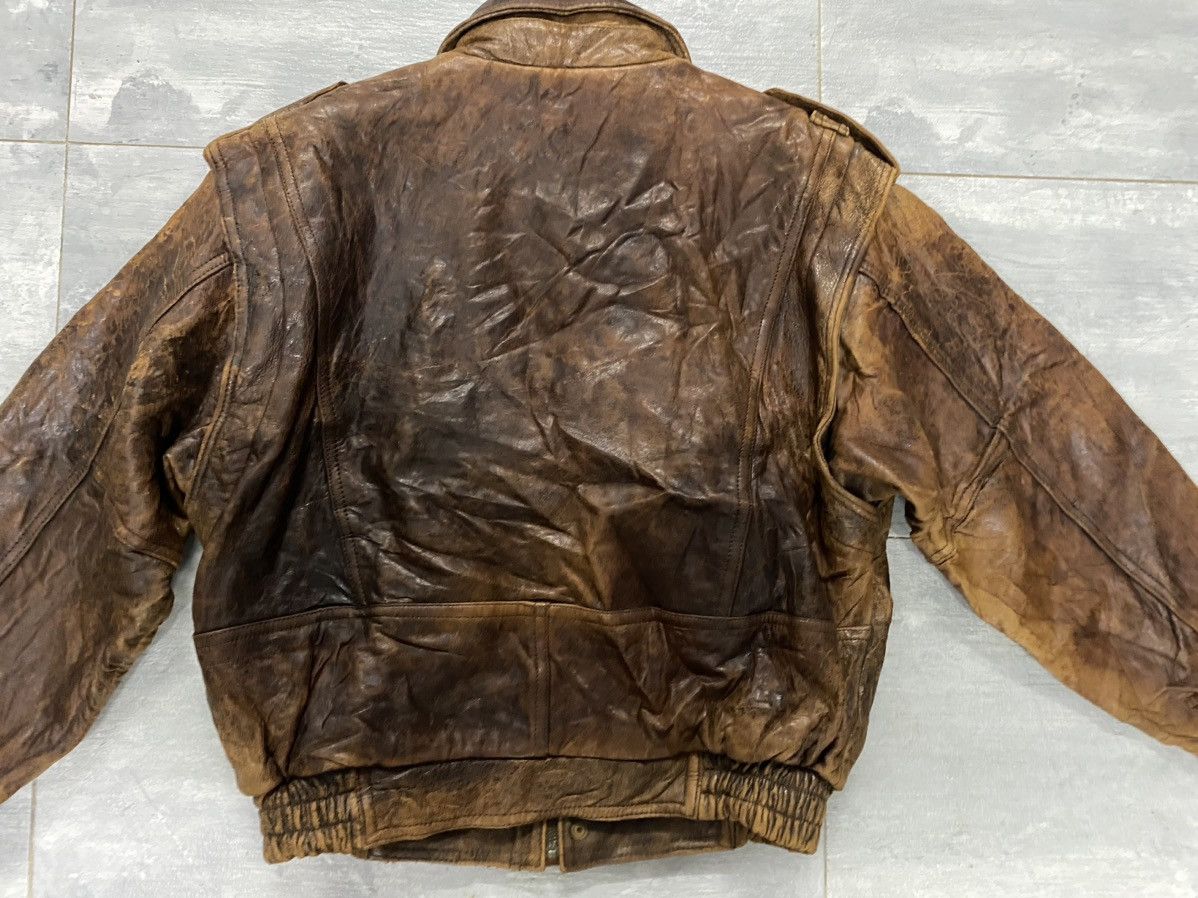 Vintage 🔥Vintage🔥 Distressed Wind Armor Leather Jacket Size US L / EU 52-54 / 3 - 15 Thumbnail