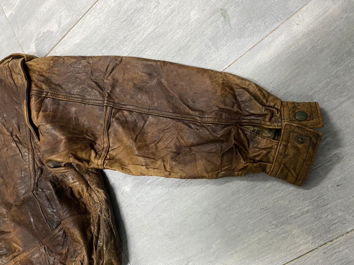 Vintage 🔥Vintage🔥 Distressed Wind Armor Leather Jacket Size US L / EU 52-54 / 3 - 16 Thumbnail
