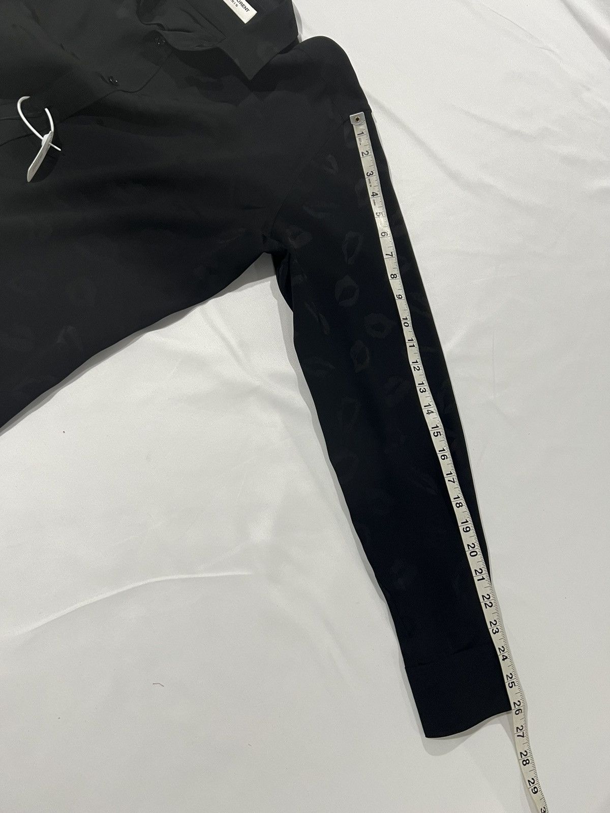 Saint Laurent Paris Saint Laurent Hedi Slimane lips shirt. 41/16 Size US L / EU 52-54 / 3 - 5 Thumbnail
