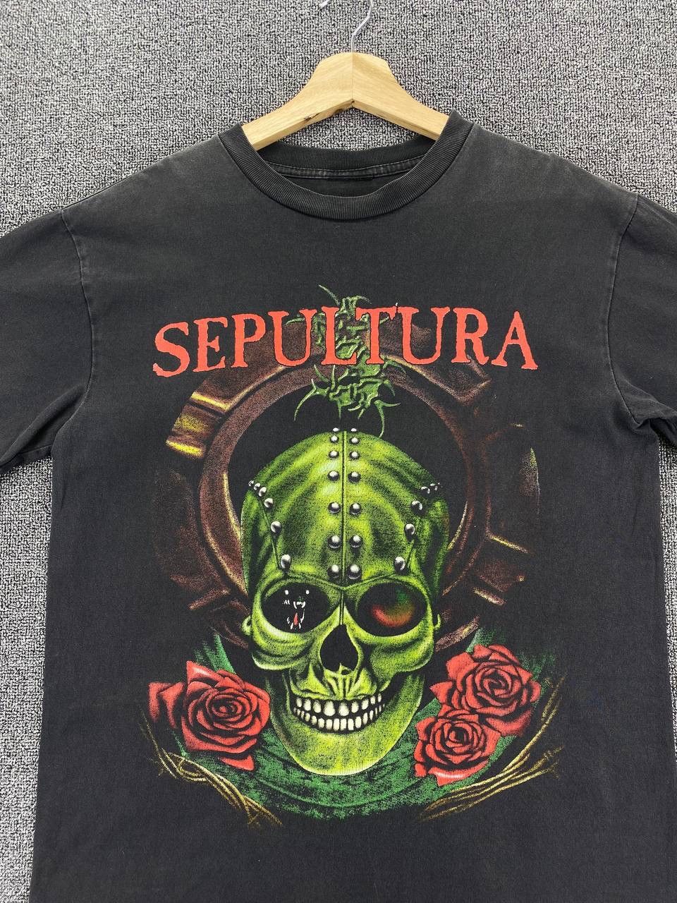 Band Tees Vintage Sepultura Skulls Heavy Metal Rock Band Tees T Shirts Size US M / EU 48-50 / 2 - 5 Thumbnail