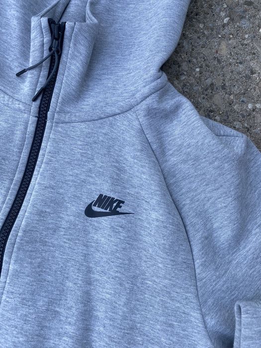 mens nike tech fleece hoodie grey