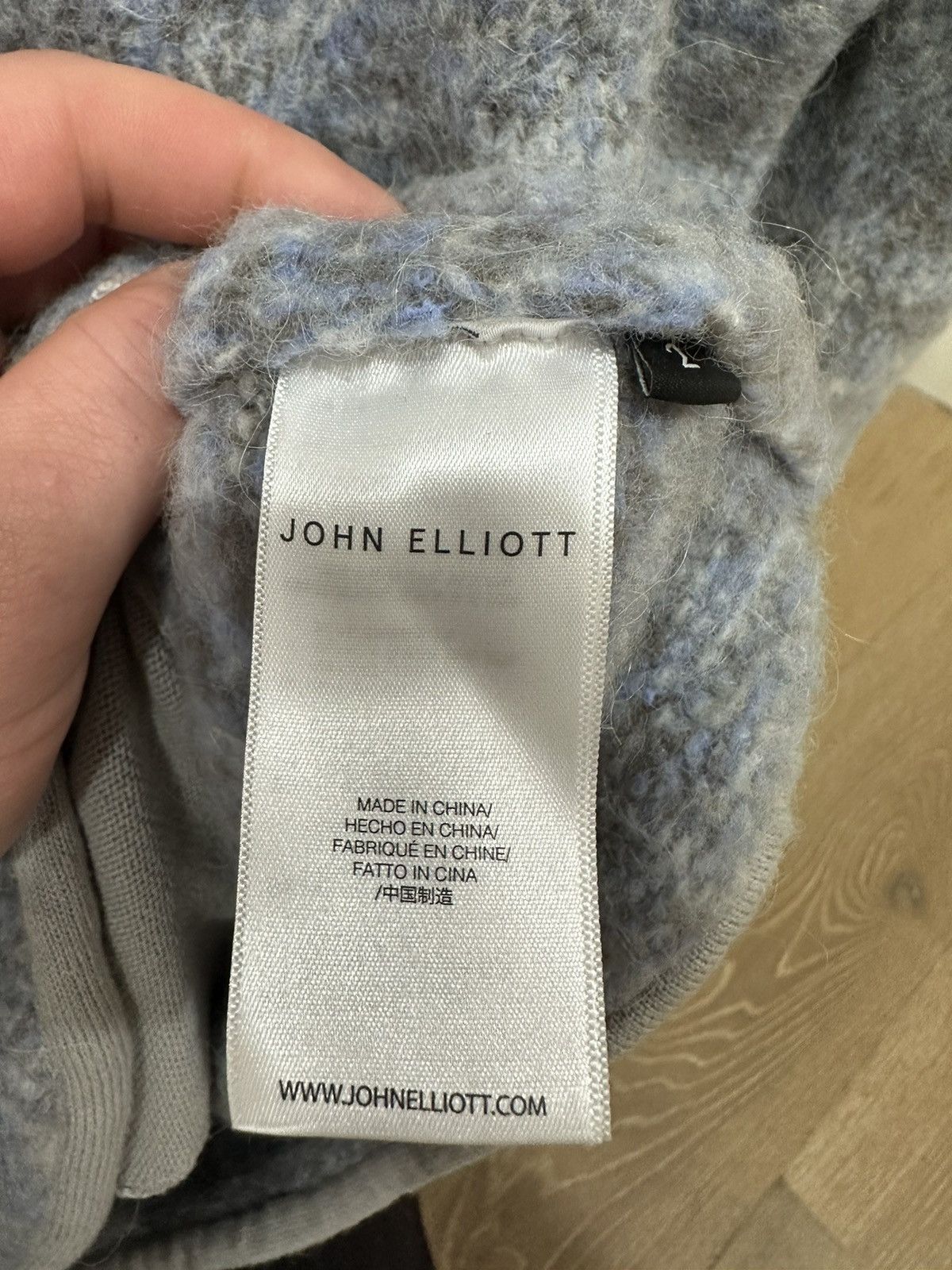 John Elliott John Elliott - Andres Fullzip Cardigan - in Glacier (2/M) Size US M / EU 48-50 / 2 - 4 Thumbnail