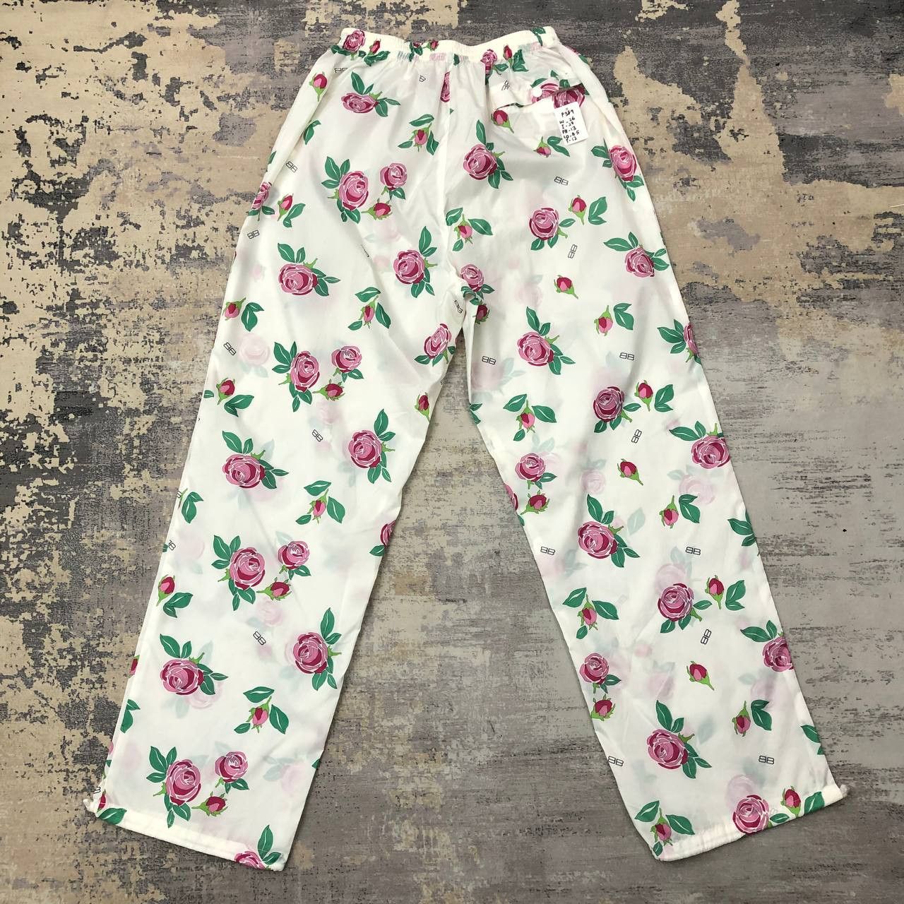 Balenciaga P389 BALENCIAGA SPORTS FLOWER FULLPRINT SEE THROUGHT PANTS Size 30" / US 8 / IT 44 - 2 Thumbnail