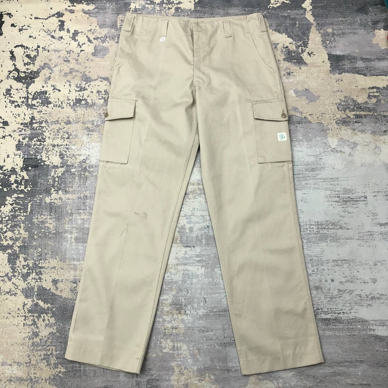 Japanese Brand P343 VTG JAPAN WORWEAR CARGO PANTS Size US 34 / EU 50 - 1 Thumbnail